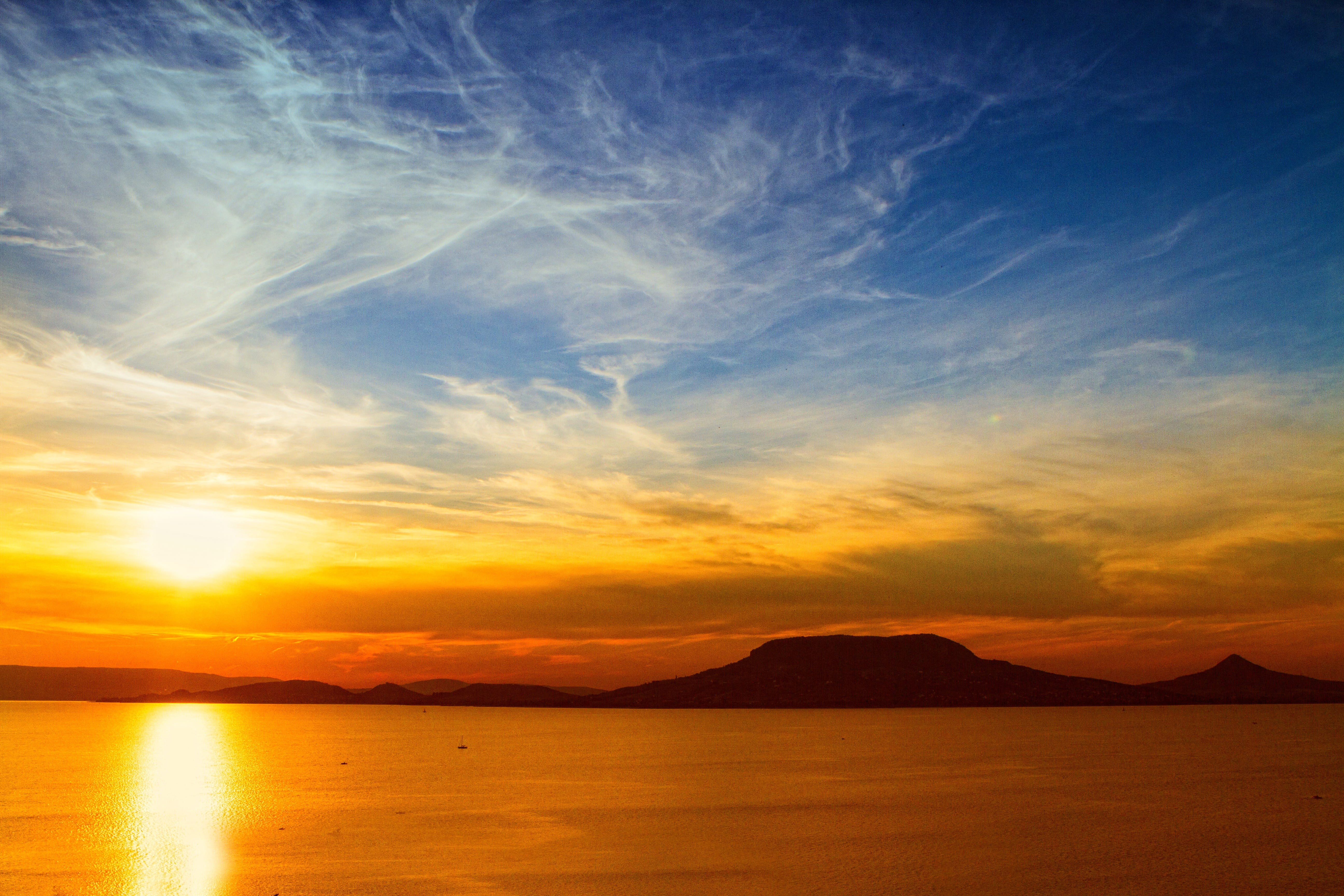 tranquil scene, sky, golden, cloud, bright, tranquility, beach, scenics - nature, no people, sun, hour, sunlight, calm, water, dramatic sky, landscapes, HD Wallpaper