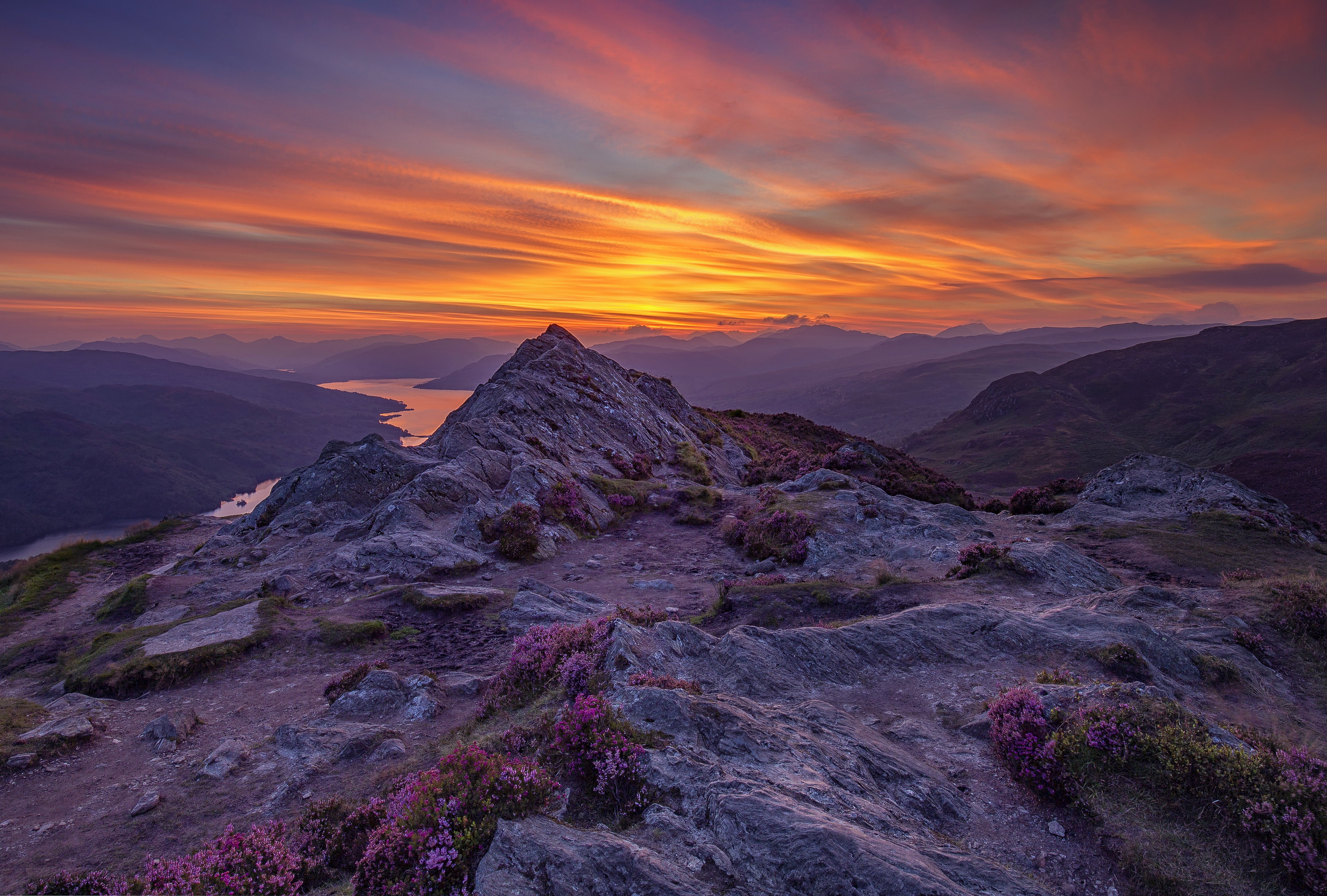 sunrise - Dawn, over the horizon, Sunset, National Park, 5K, sun set, sun, mountain, Ben Aan, Trossachs, mountain Peak, Loch Lomond, horizon, scenics, HD Wallpaper