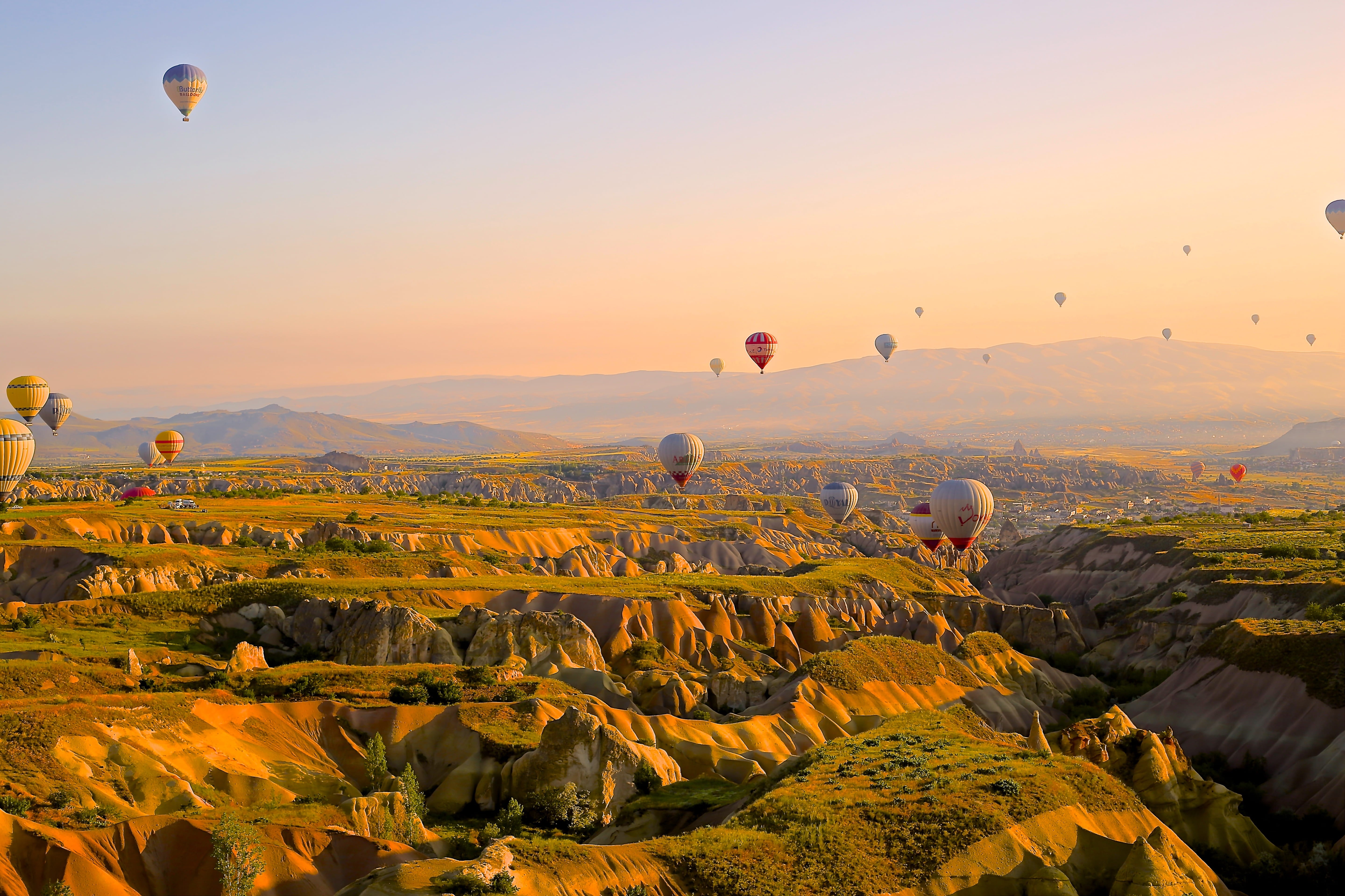 5K, landscape, beauty in nature, no people, outdoors, travel, skyline, ballooning festival, non-urban scene, scenics - nature, balloons, transportation, HD Wallpaper