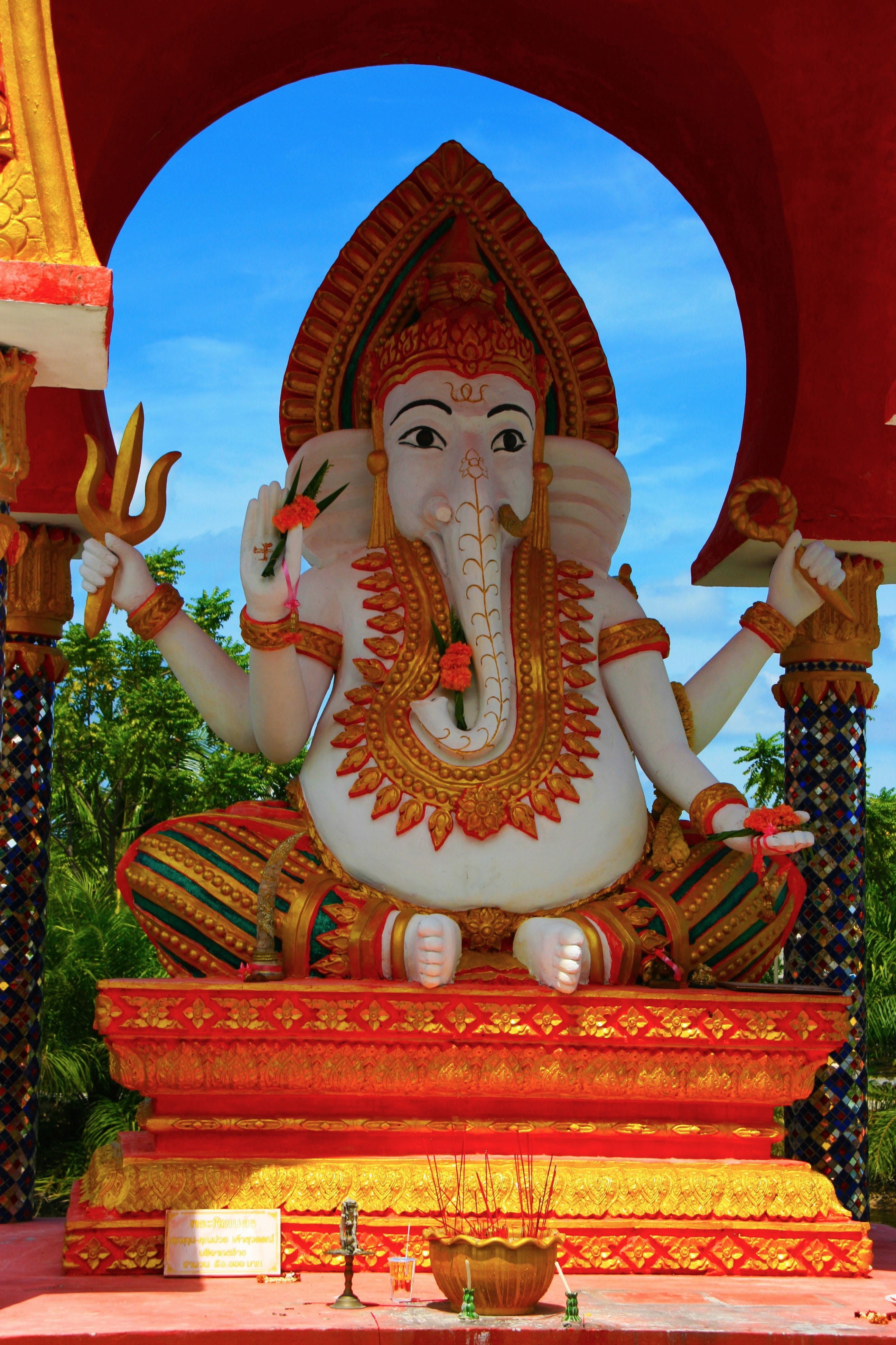 building exterior, ganapati, succeed, hindu, shrine, statue, religious, success, prosperity, hinduism, outdoors, ornate, worship, art and craft, decoration, Phone HD Wallpaper