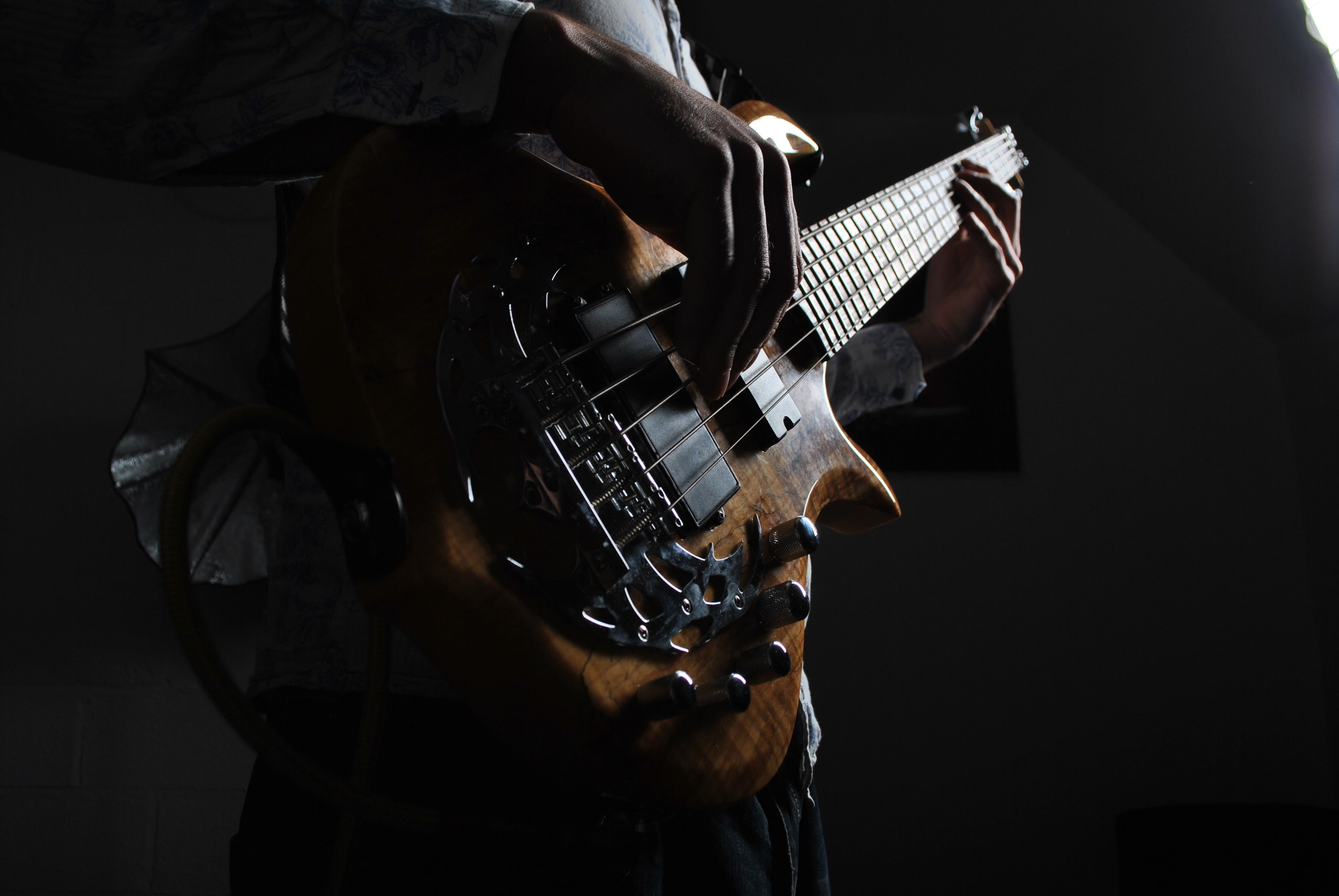electric guitar, arts culture and entertainment, electric, string instrument, musical equipment, strings, one person, music, artist, standing, natural, HD Wallpaper
