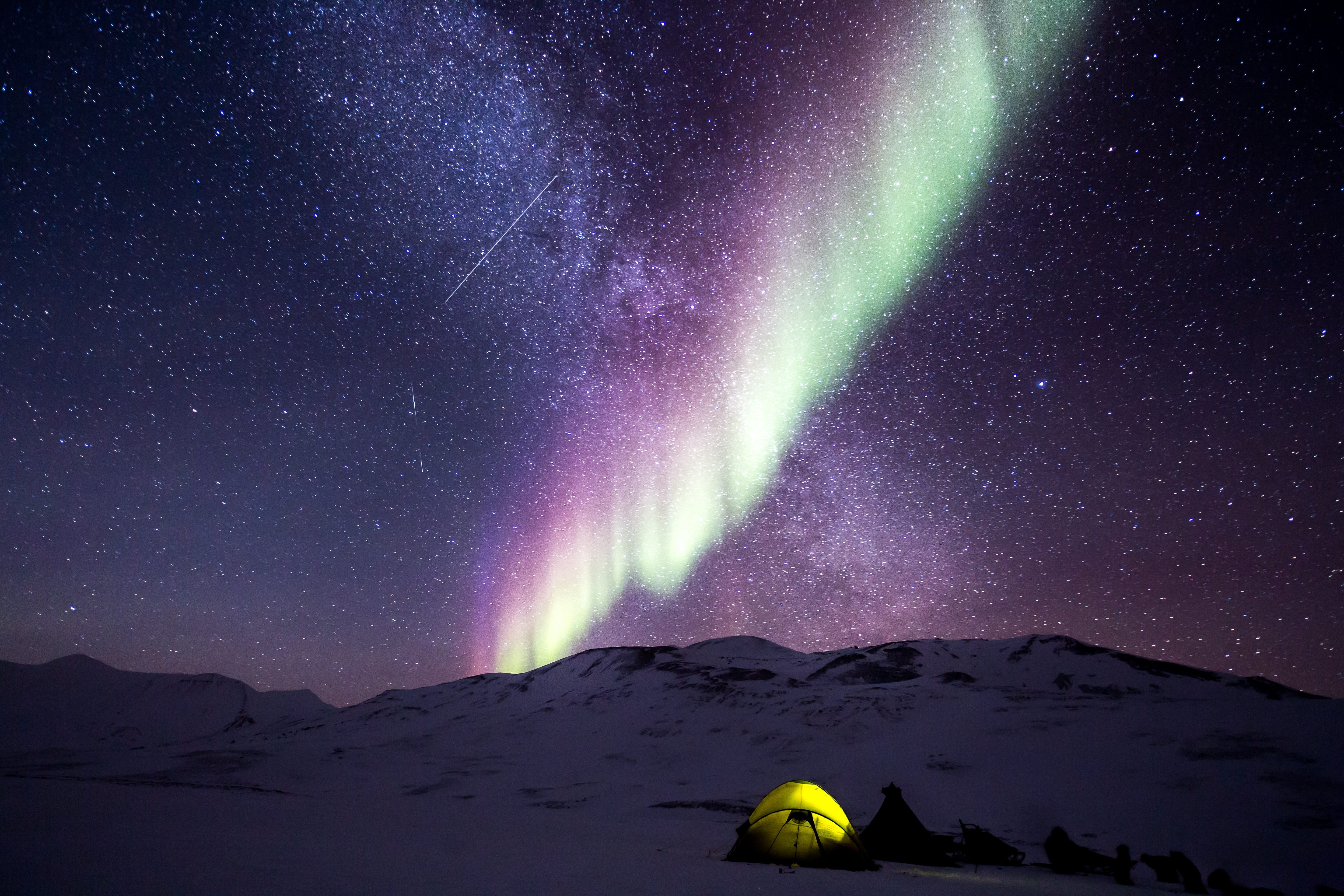 ray of light, camping, snowy landscape, sign, purple green blue colors, snow, purple and green, beauty in nature, tranquil scene, nothern lights, tents, HD Wallpaper