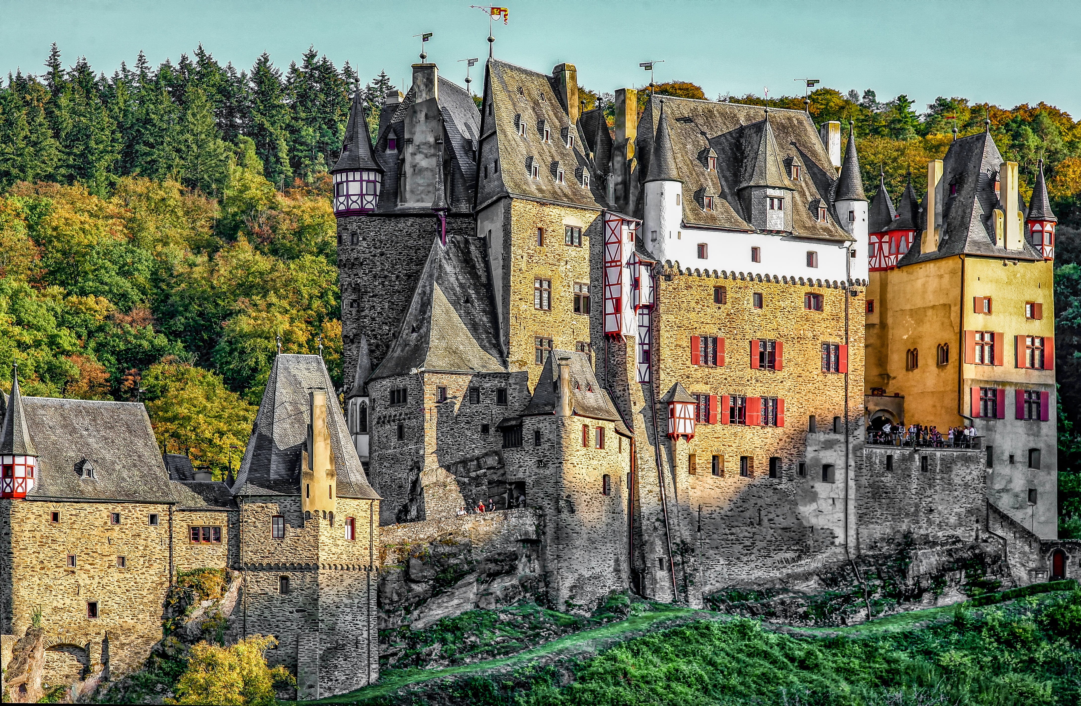 romantic, old, architecture, religion, building exterior, castle, building, germany, sachsen, sky, autumn, burg eltz, 4K, masonry, sunlight, stone, travel destinations, HD Wallpaper