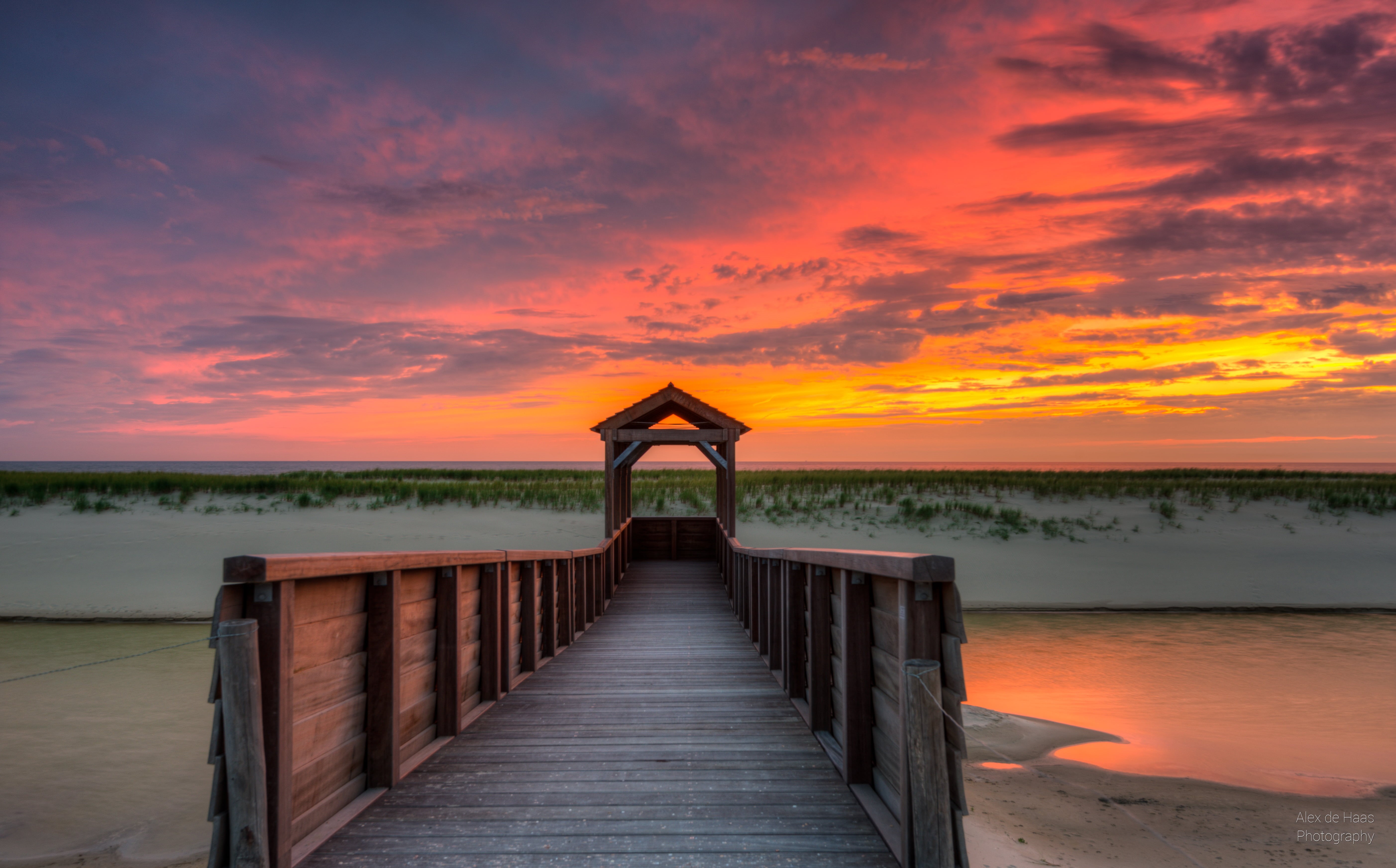 duin, wood - Material, skies, high dynamic range, wolken, sky, lucht, view, North Sea, brown, lake, nature, body, dusk, summer, evening, Netherlands, near, HD Wallpaper