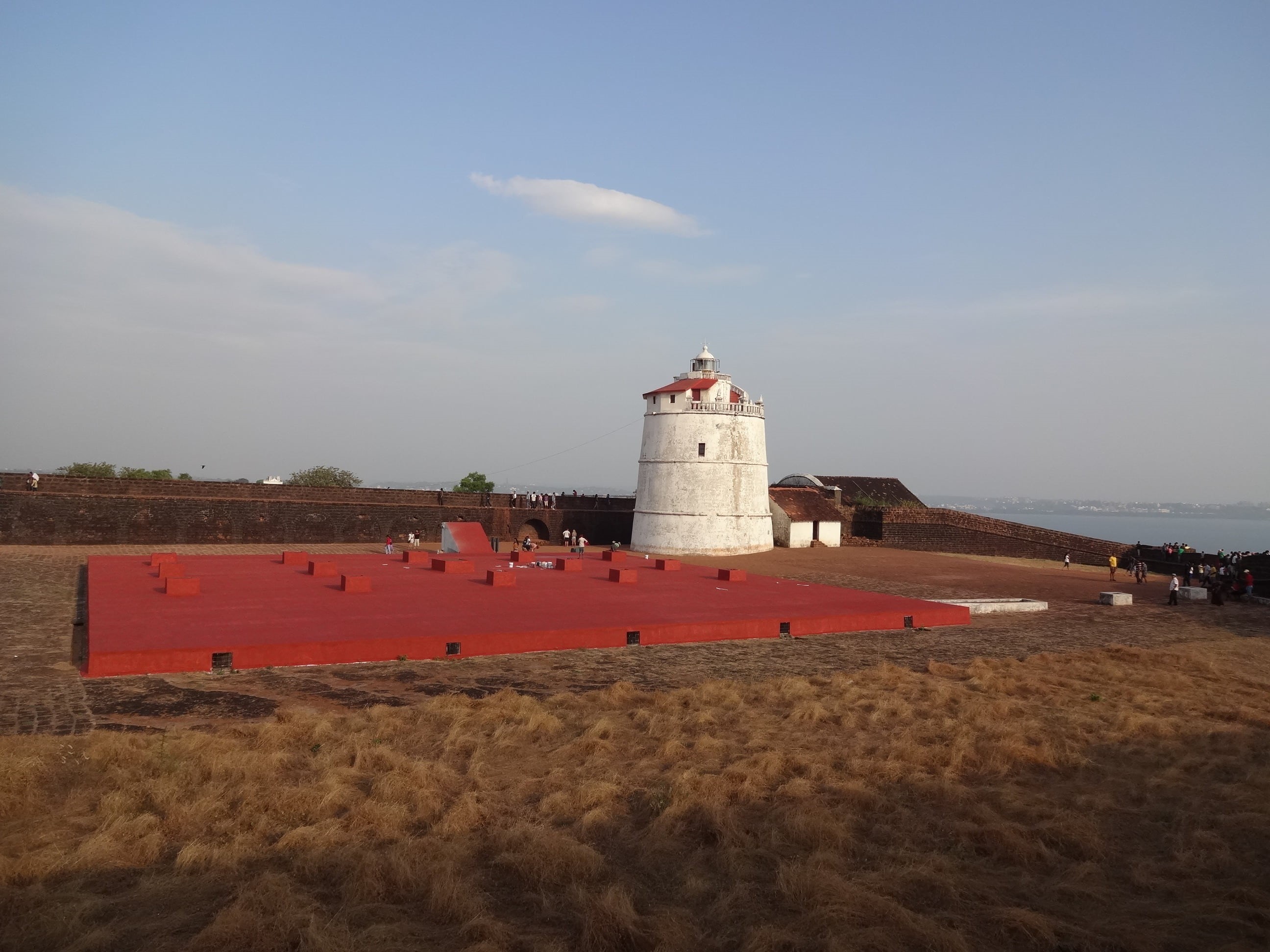 outdoors, nature, lighthouse, sky, 2K, building exterior, day, monument, protection, tower, aguada, india, landmark, plant, tourism, landscape, fortification, HD Wallpaper