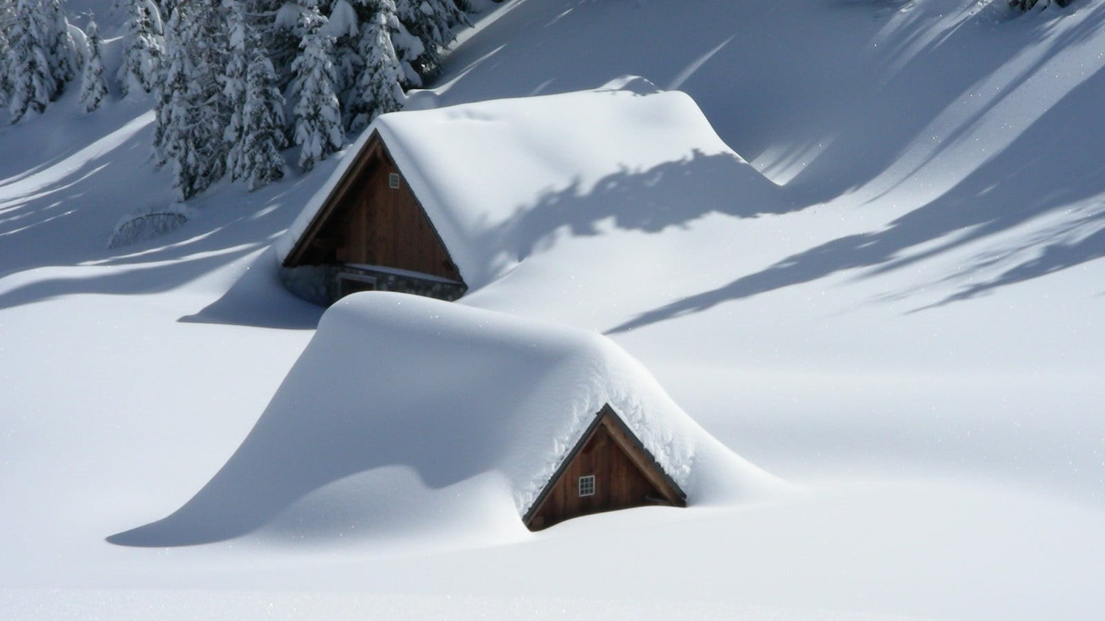 sky, beauty in nature, plant, sunlight, house, 720P, winter, landscape, shadow, field, land, hills, extreme weather, covering, snowcapped mountain, frozen, HD Wallpaper