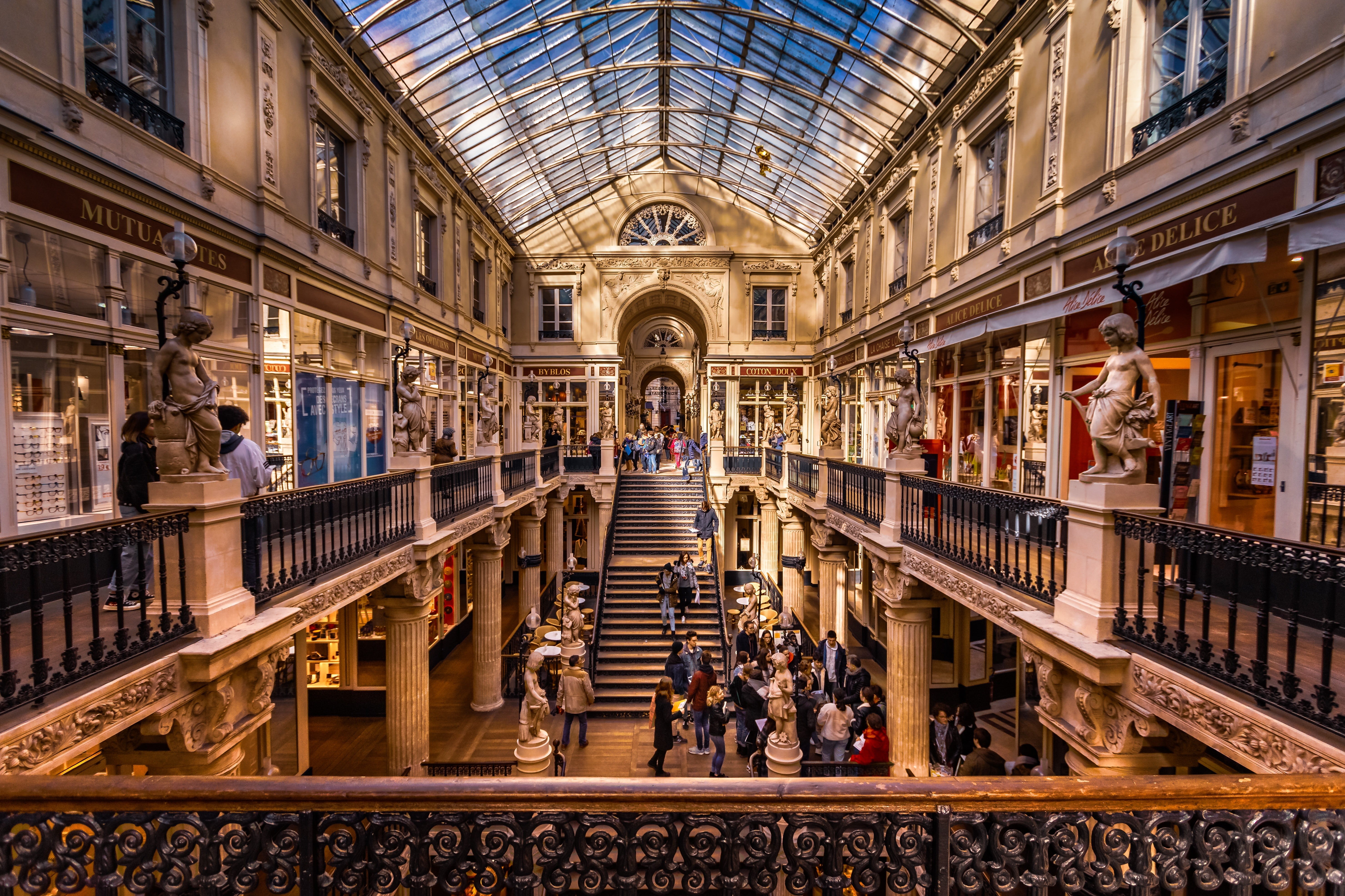 city, colors, crowd, consumerism, large group of people, architecture, lots, group of people, incidental people, mall, france, walking, adult, men, book, HD Wallpaper