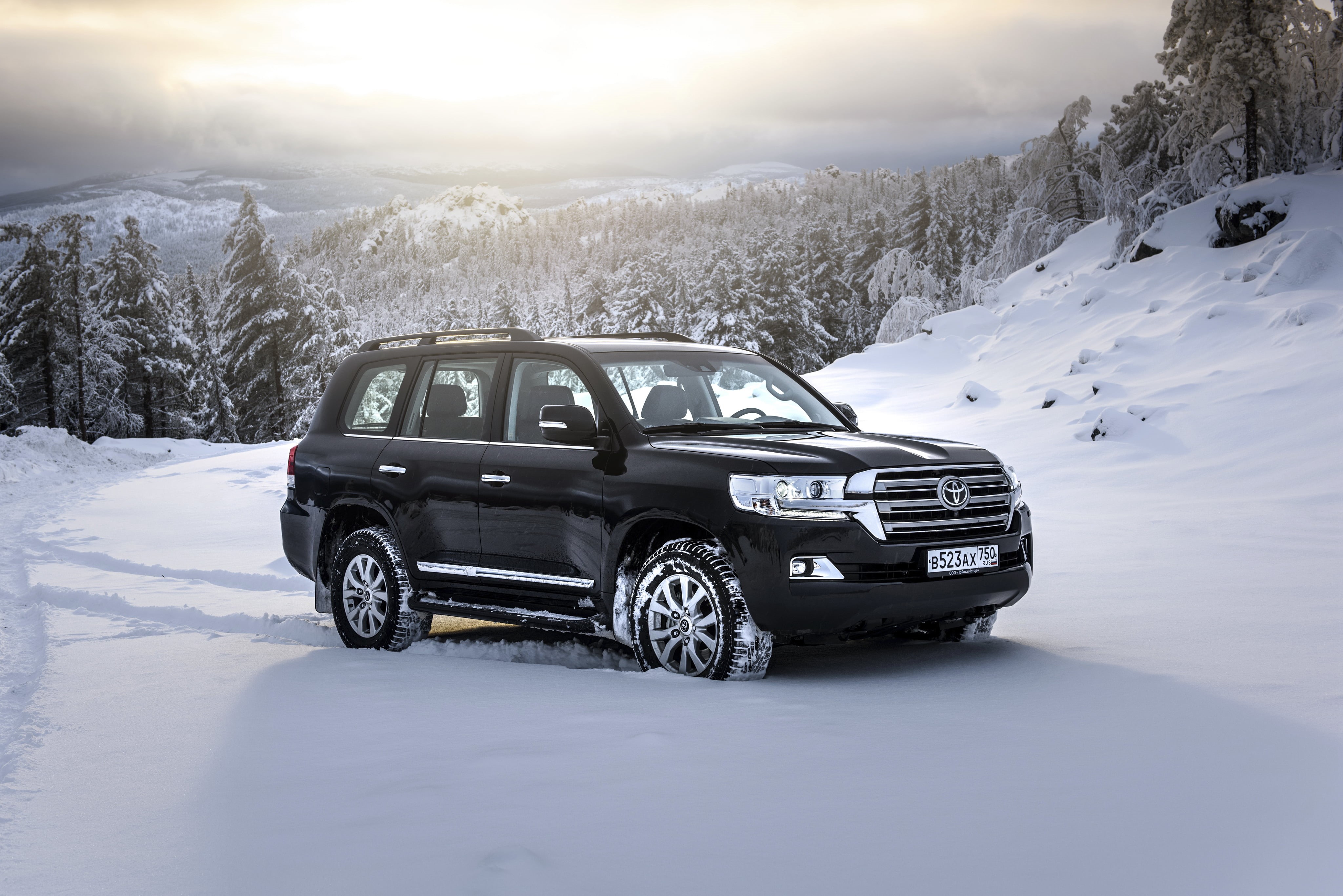 Toyota, environment, white color, mountain, off-Road Vehicle, cold temperature, motor Vehicle, sky, 4x4, adventure, sports Utility Vehicle, transportation, HD Wallpaper