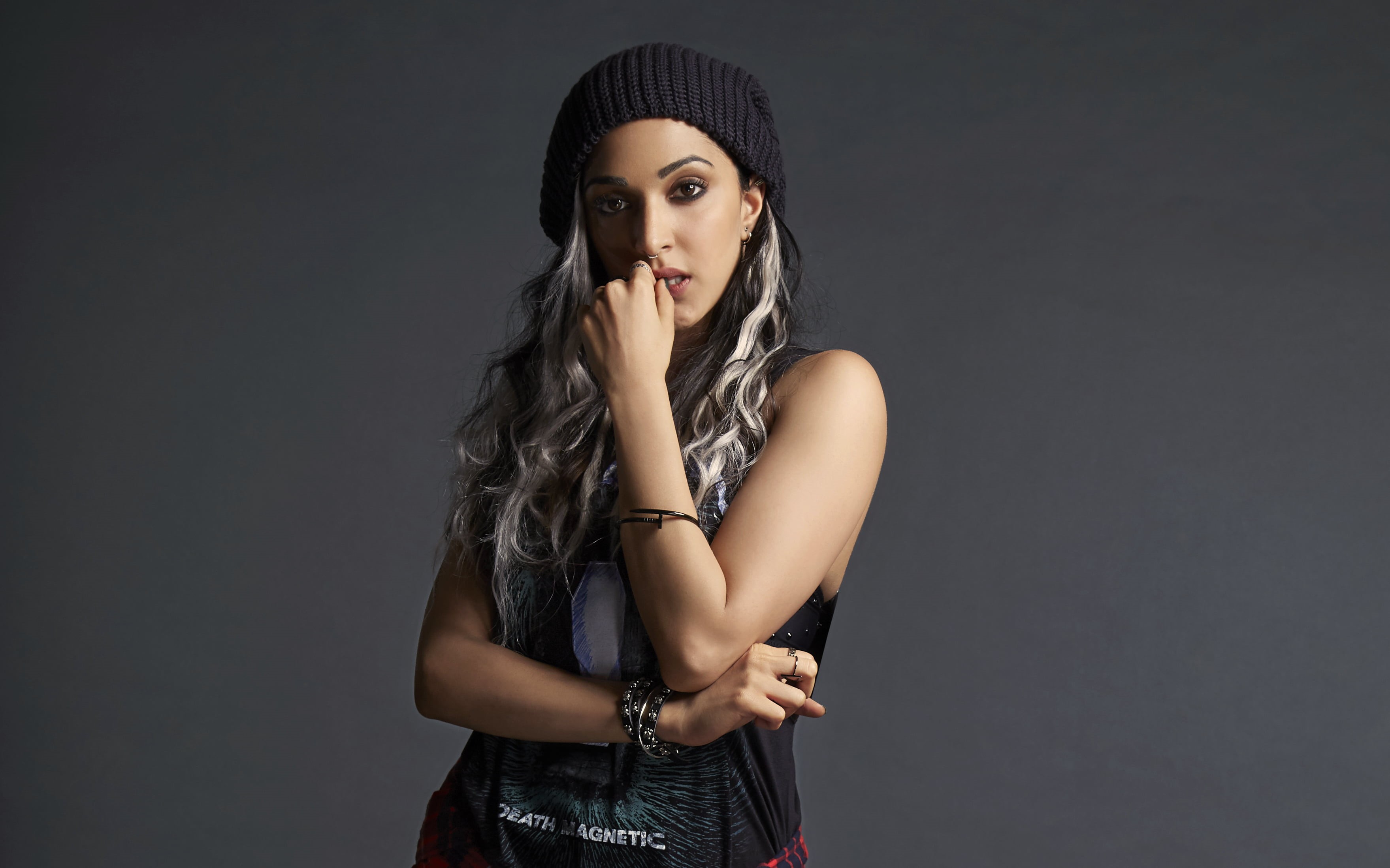 Actresses, Hat, 2K, Bollywood, Indian, Actress, Kiara Advani, HD Wallpaper