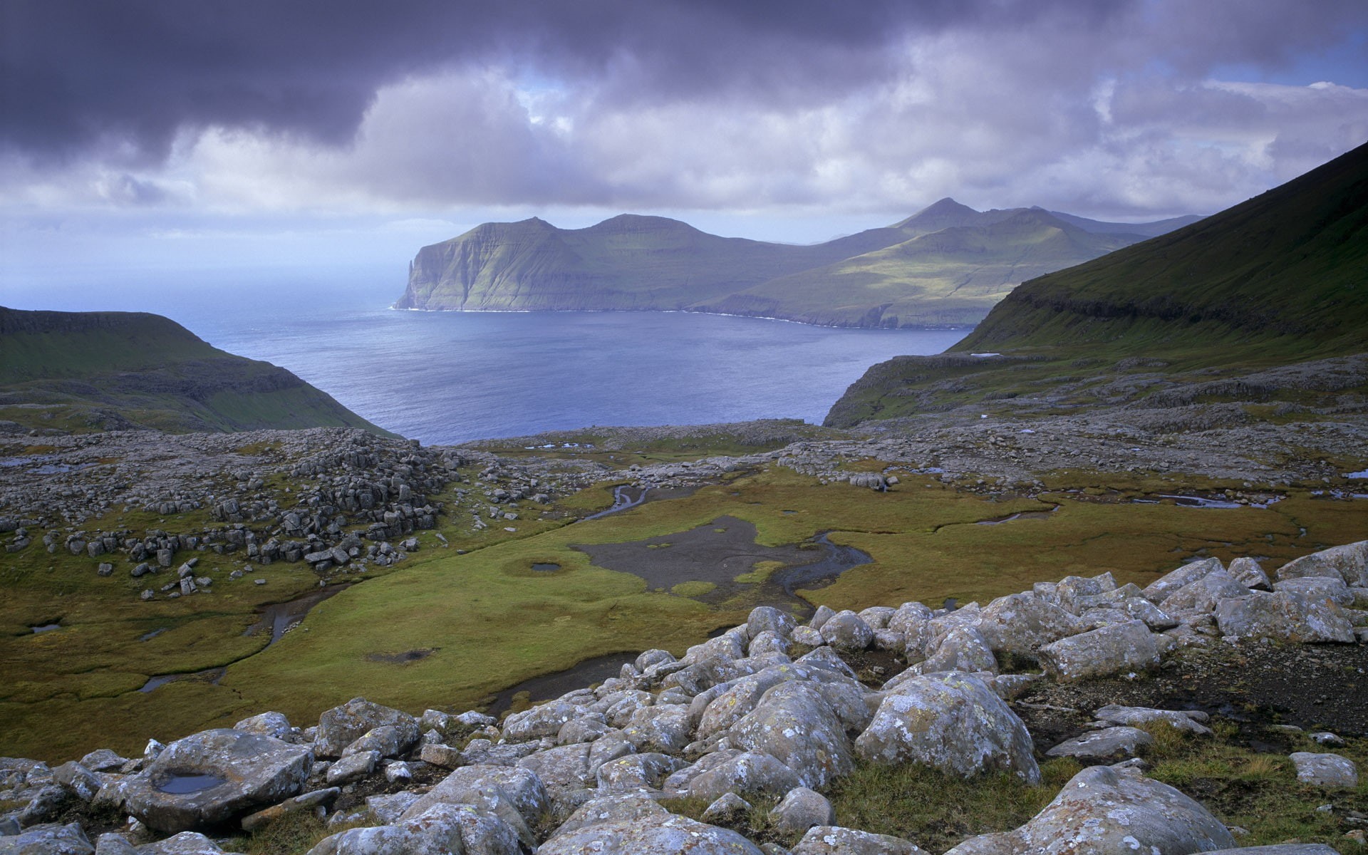 1080P, sea, mountains, rocks, landscape, coast, overcast, bay, nordic landscapes, HD Wallpaper
