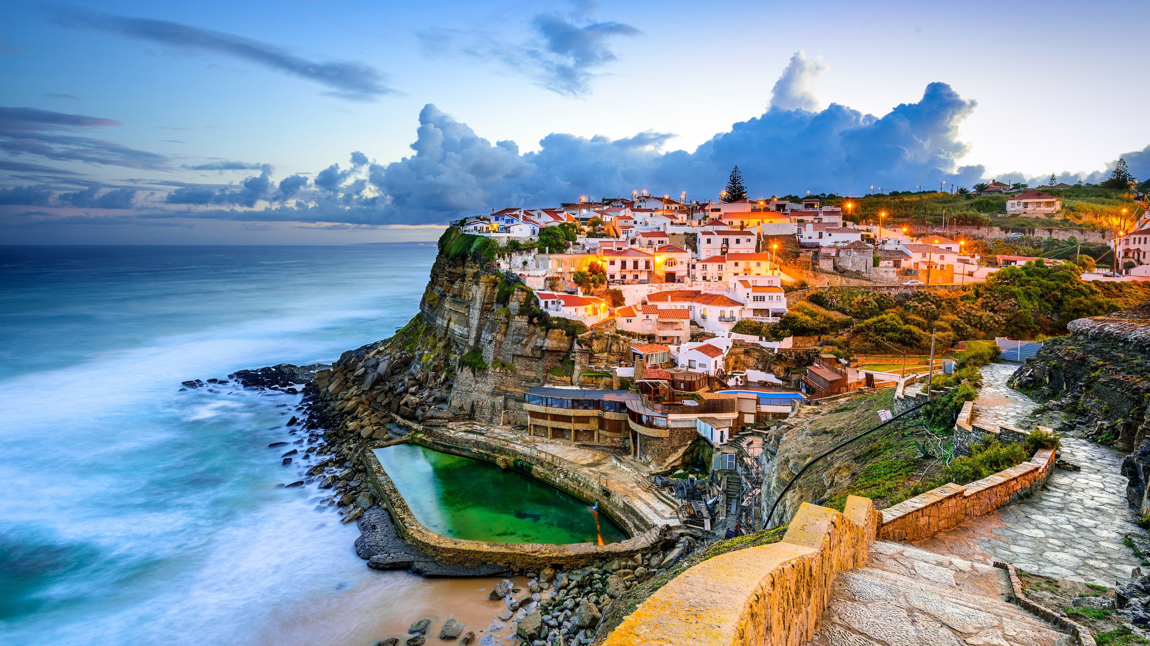 water, bay, land, beauty in nature, cliff, coastal town, tourist attraction, sky, promontory, ocean, 4K, travel destinations, town, tourism, history, beach, HD Wallpaper