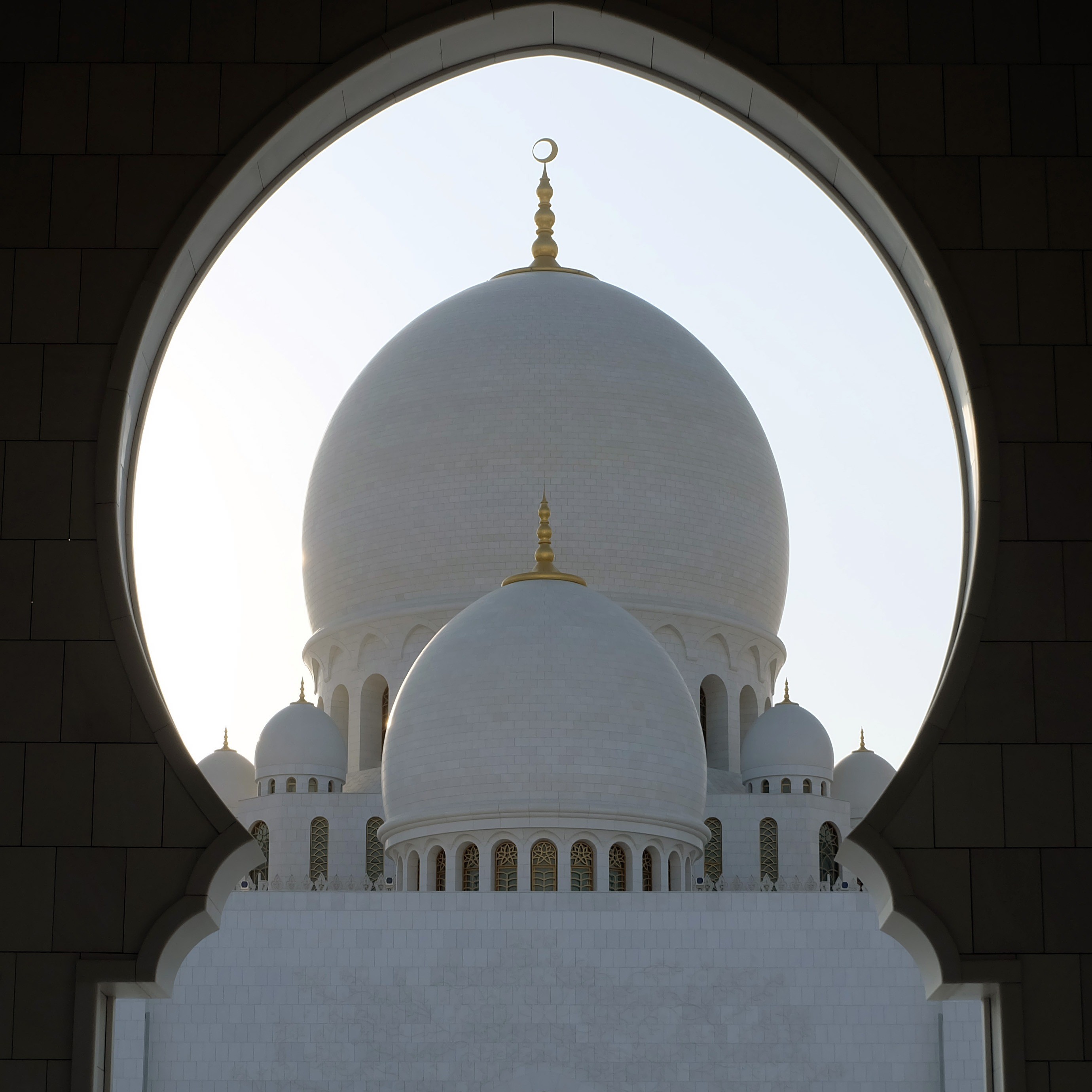 arch, buildings, no people, tourism, mosque, built structure, dome, india, travel destinations, cultures, clear sky, building, photo, spire, abu, nature, Phone HD Wallpaper