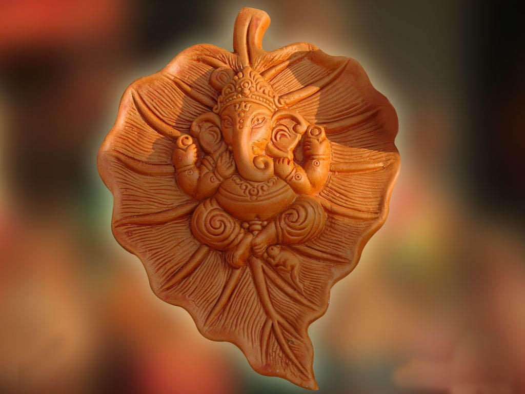 belief, no people, art and craft, craft, ceramic, design, leaf, brown, 480P, spirituality, Lord Ganesha, gold colored, close-up, decor, pattern, lord, HD Wallpaper