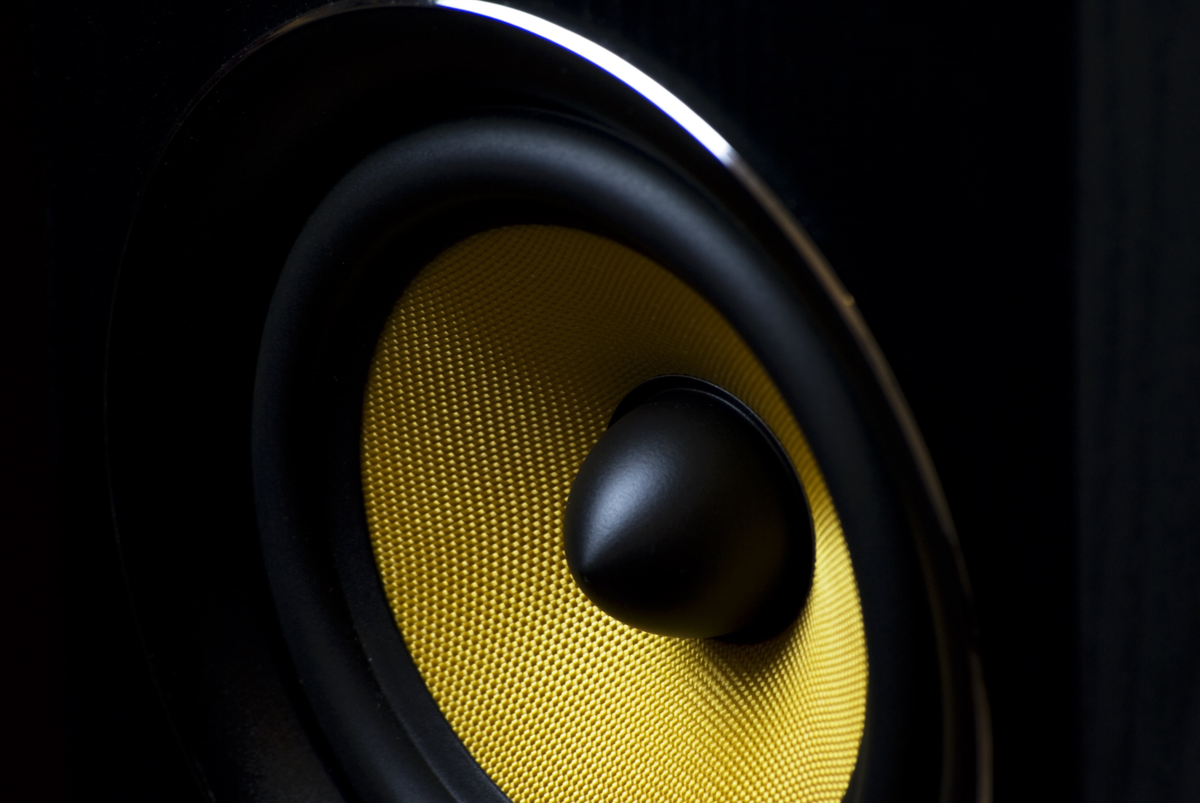 black background, single object, no people, technology, audio equipment, close-up, noise, arts culture and entertainment, photo, sound, pattern, electrical equipment, HD Wallpaper