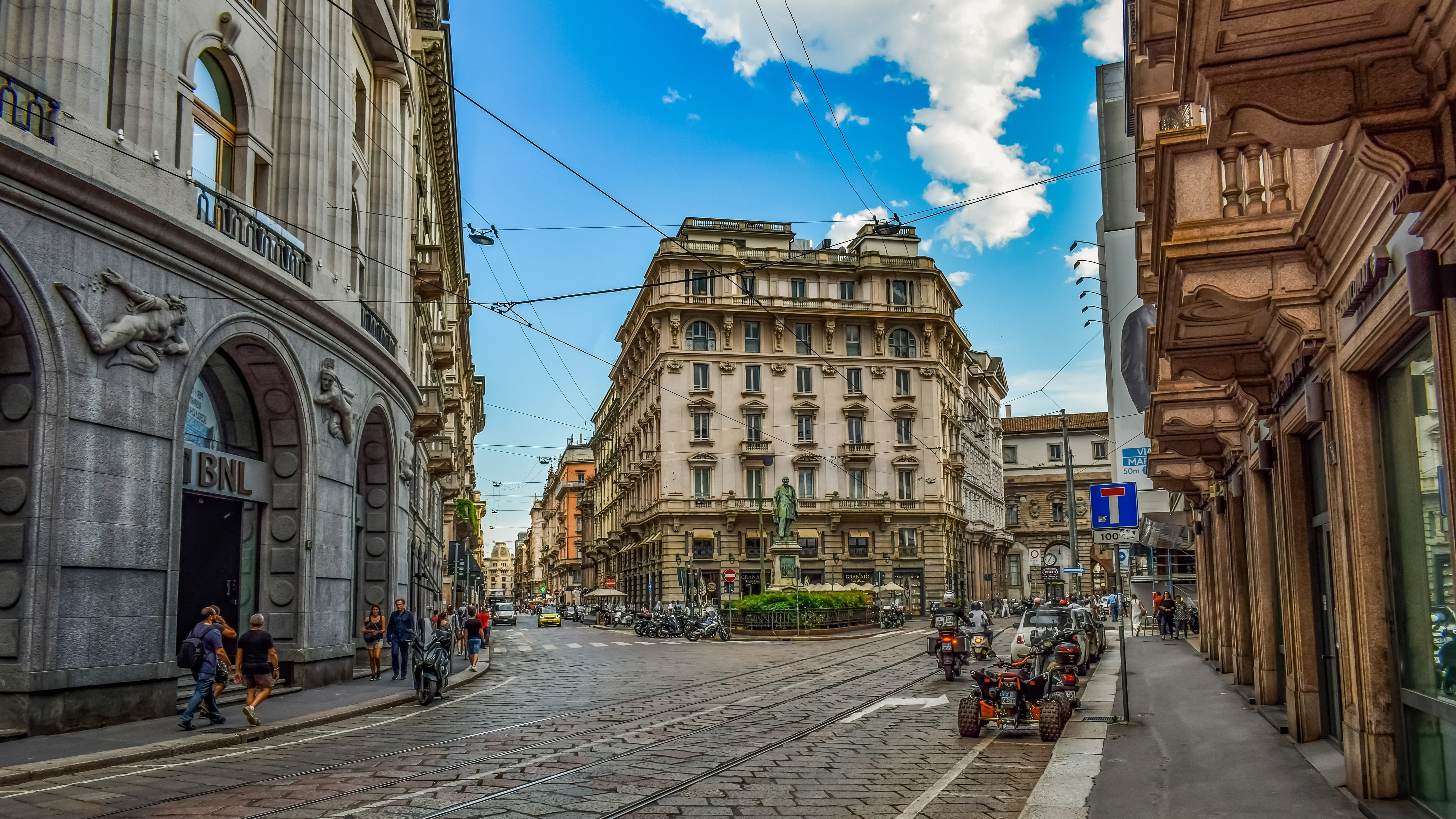 milan, building, milano, 5K, incidental people, transportation, building exterior, nature, real people, land vehicle, built structure, outdoors, mode of transportation, HD Wallpaper