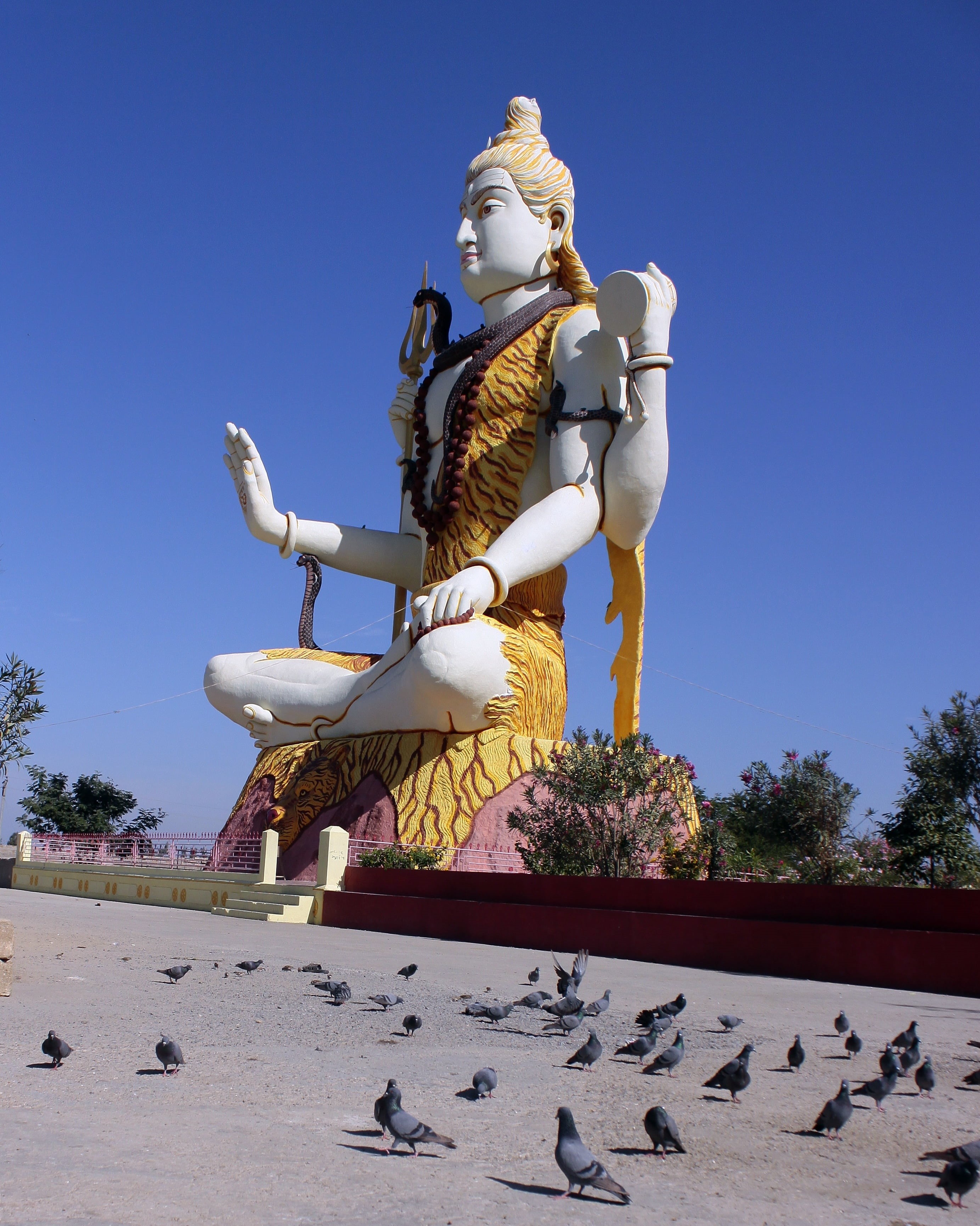 human representation, worship, hinduism, clear sky, gujarat, hindu, day, blue, nageshwar, religious, representation, religion, asia, indian, no people, Phone HD Wallpaper