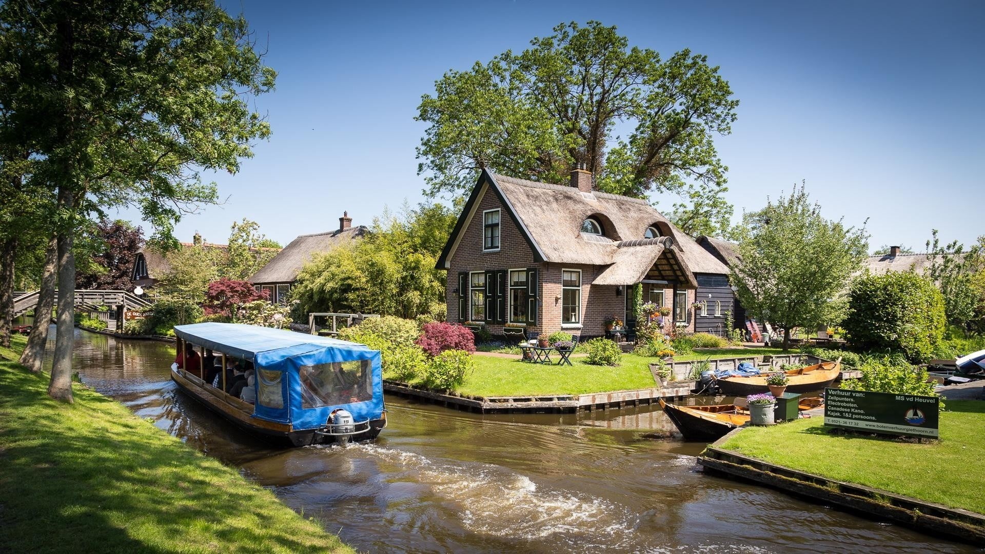 grass, summer, blue, Giethoorn, nature, day, plant, built structure, no people, house, Netherlands, clear sky, people, architecture, transportation, water, HD Wallpaper