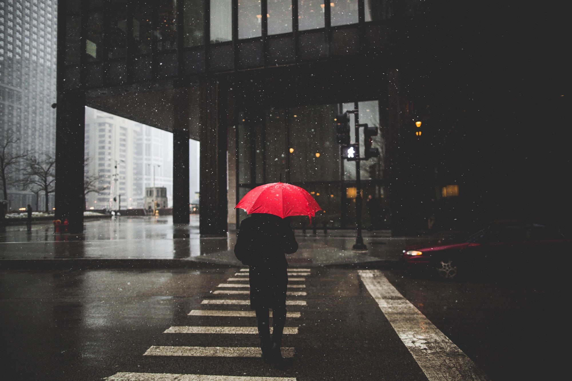 transportation, snowing, wet, red, rain, 1080P, architecture, one person, building exterior, table, black, street, rear view, real people, water, lamp, HD Wallpaper