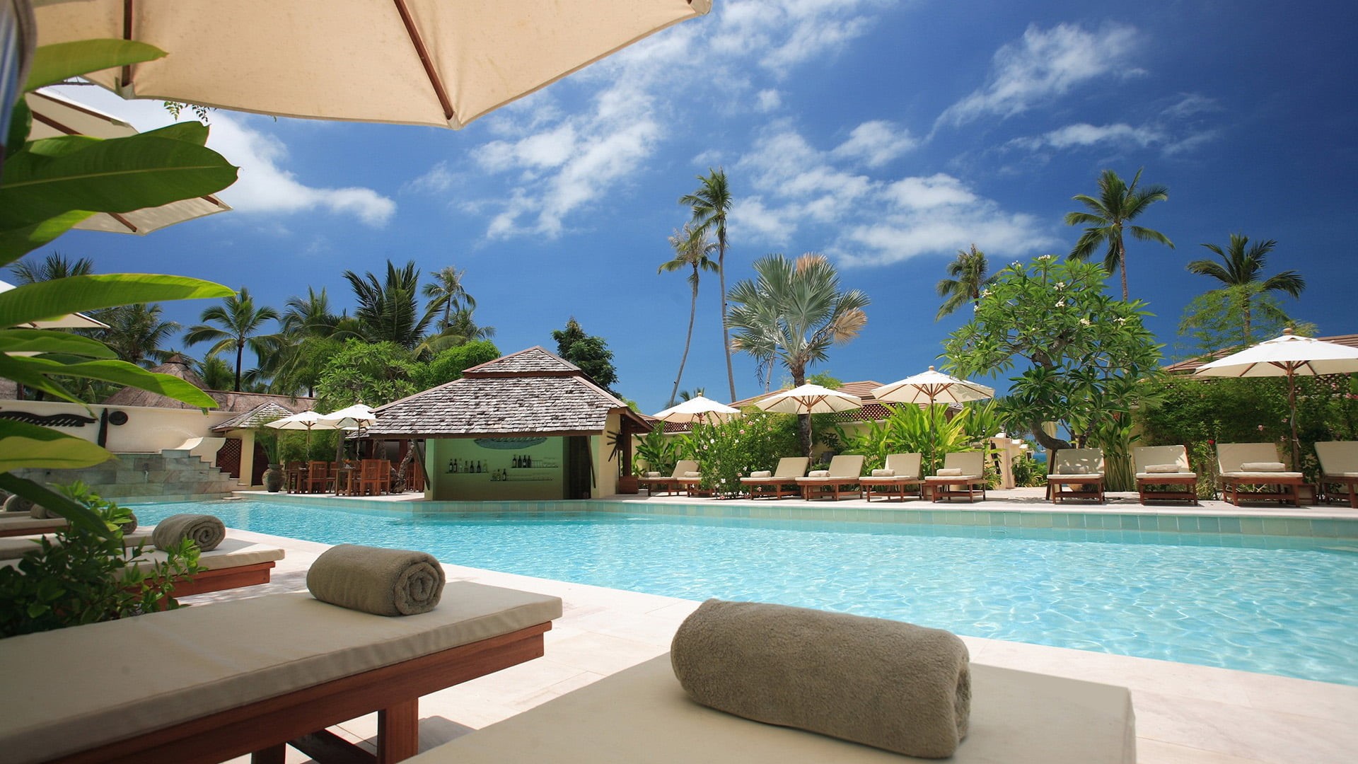 sunny, tropical climate, vacations, paradise, tranquil, resort, coastline, built structure, sun, coast, tourism, wealth, sand, 1080P, relaxation, beach, HD Wallpaper