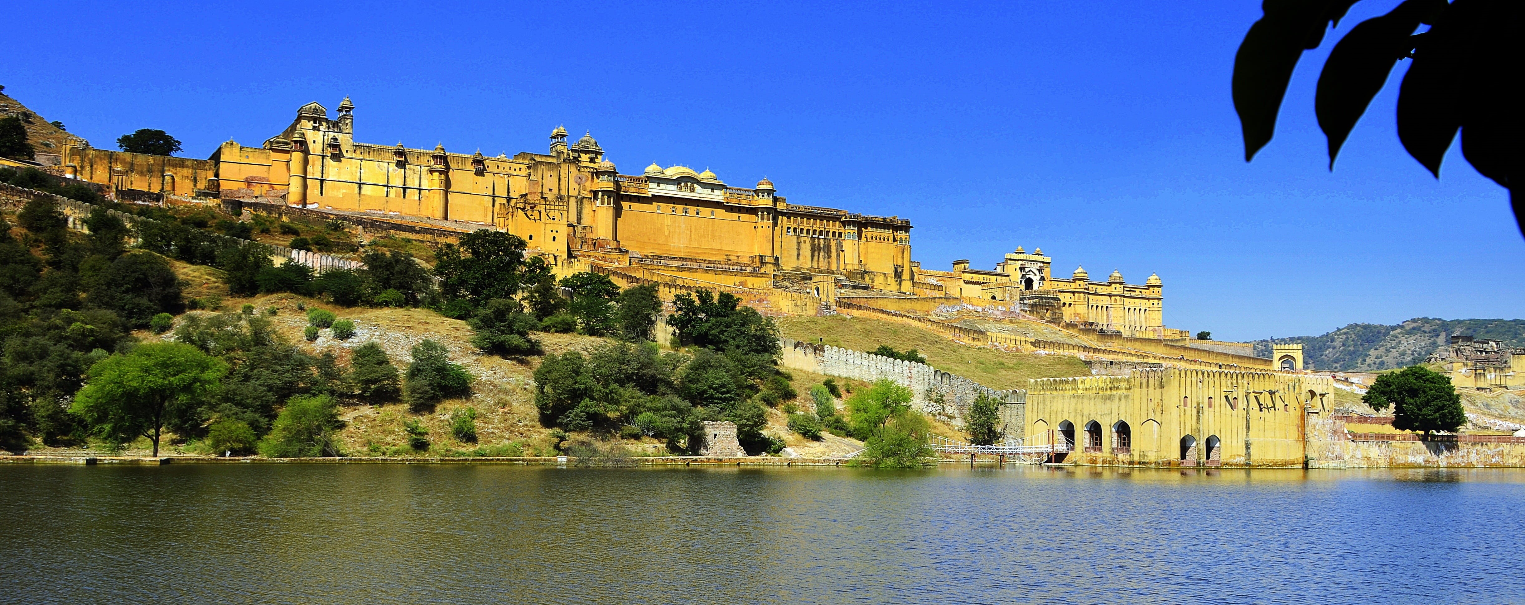 marble, maota, building exterior, 4K, lake, built structure, panoramic, architecture, fort, travel destinations, ancient, day, the past, sandstone, clear sky, HD Wallpaper