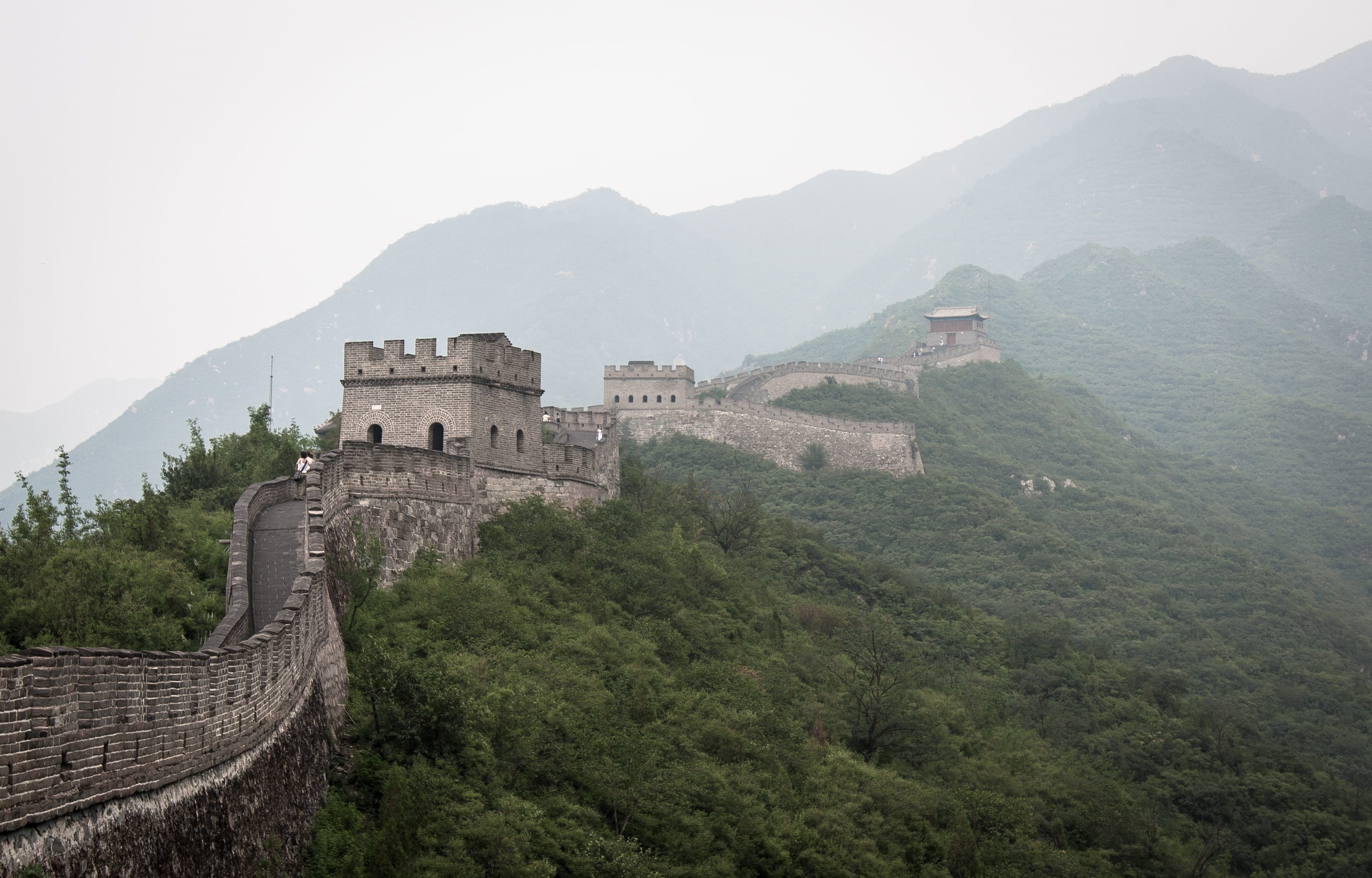 outdoors, mountain range, iconic landmark, day, building exterior, fog, plant, badaling shuiguan great wall, mountain ridge, great wall, architecture, icon, HD Wallpaper