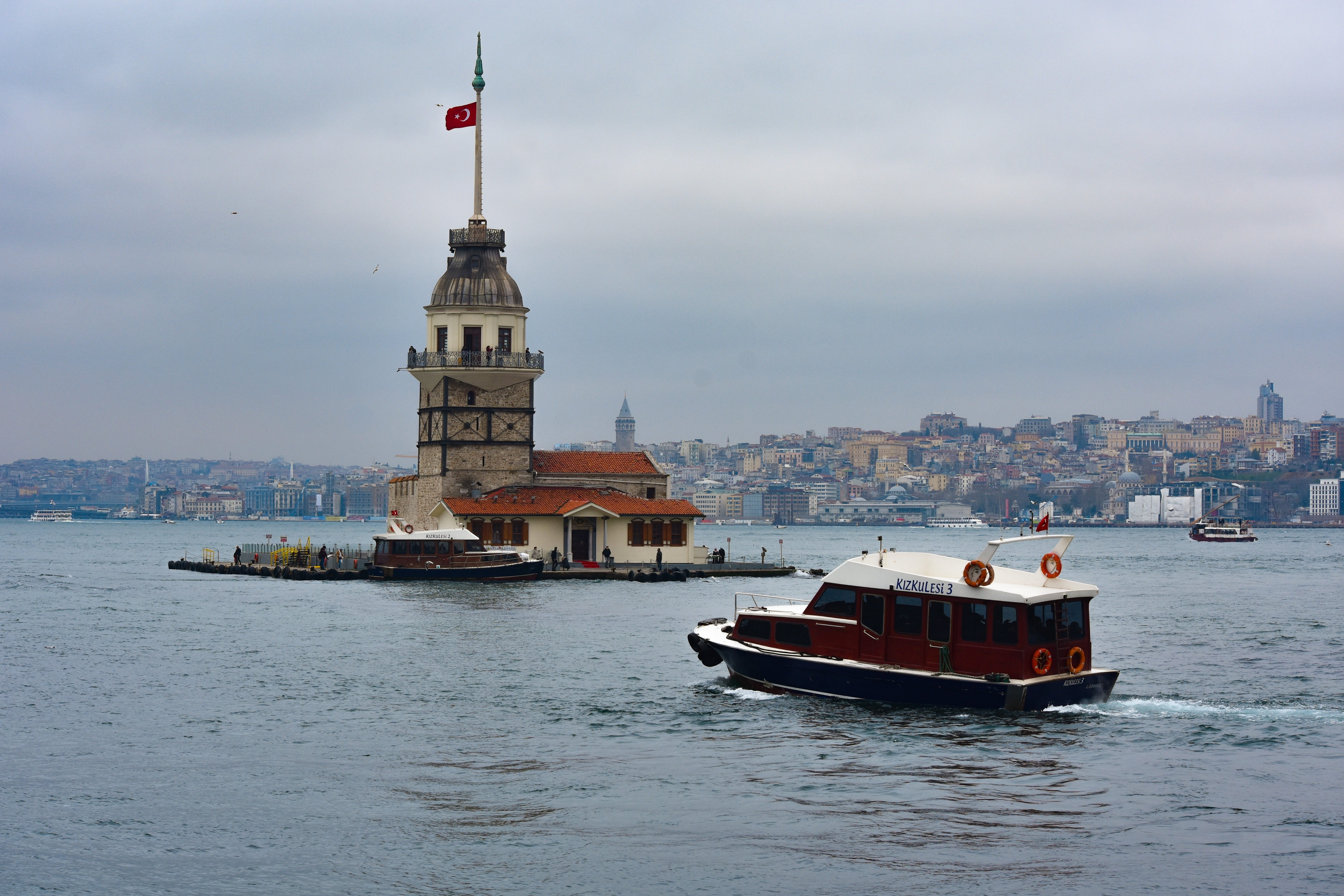 leandertoren, 5K, place of worship, turkey, boat, sea, maidens tower views, tower, island, nautical vessel, sky, outdoors, cityscape, mode of transportation, HD Wallpaper