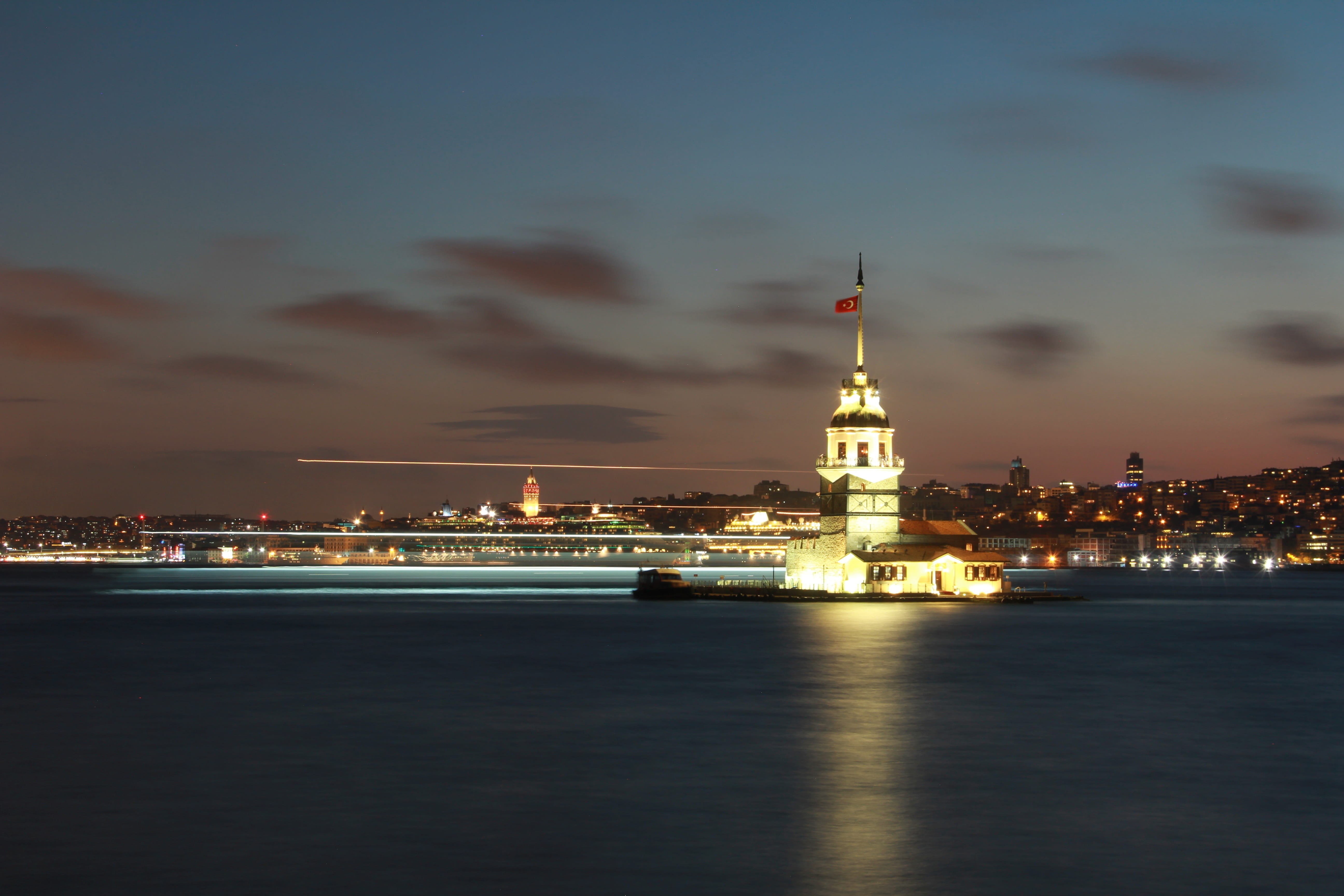 horizon line, giresun, cloud - sky, maiden, boats, keşap, solar, maidens tower kiz kulesi, maidens tower, üsküdar, turkey, city, beach, peace, souvenir, HD Wallpaper