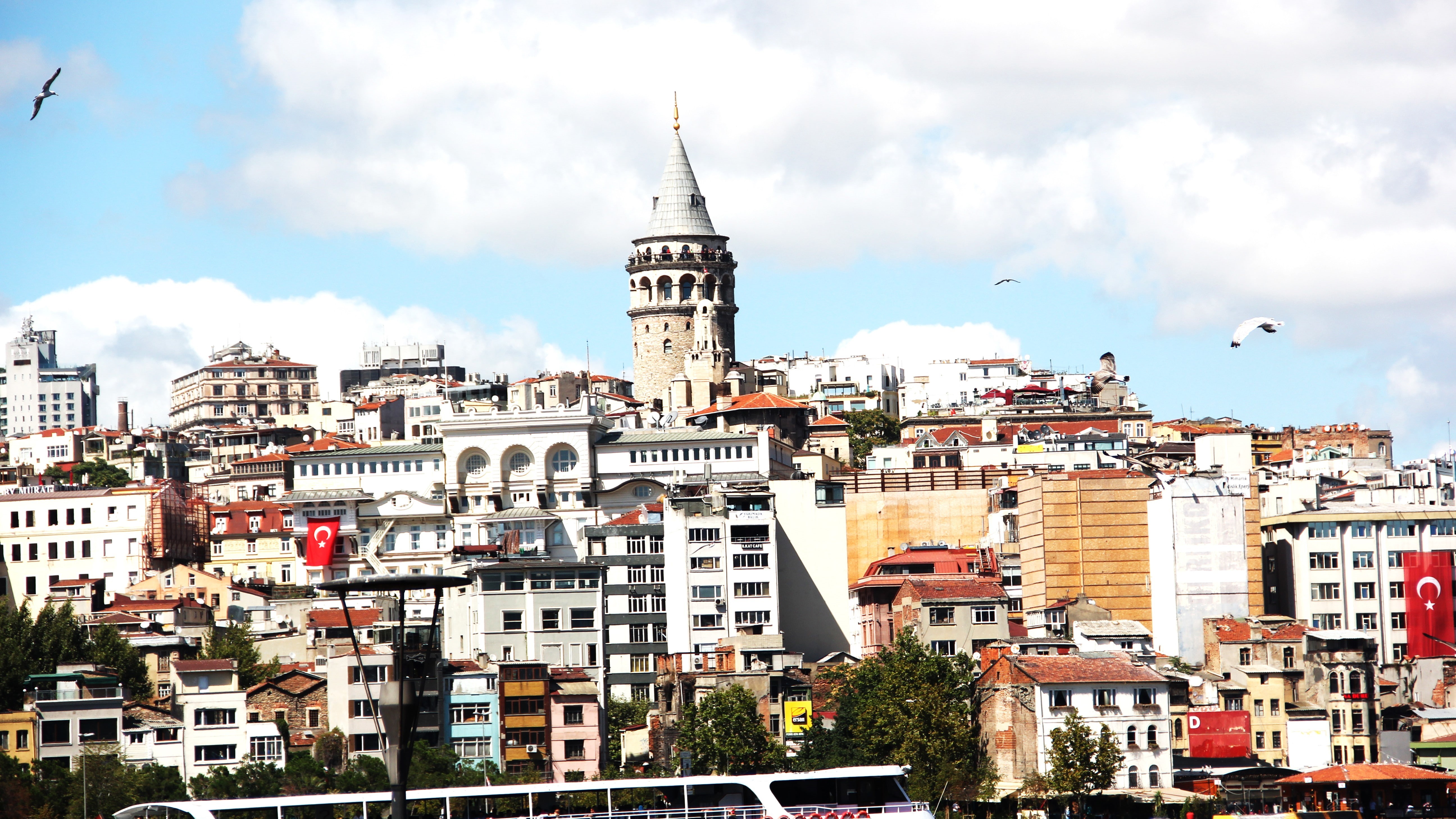 tall - high, outdoors, galata, sky, day, architecture, religion, cloud - sky, crowd, built structure, building exterior, nature, 5K, city, Istanbul, building, HD Wallpaper