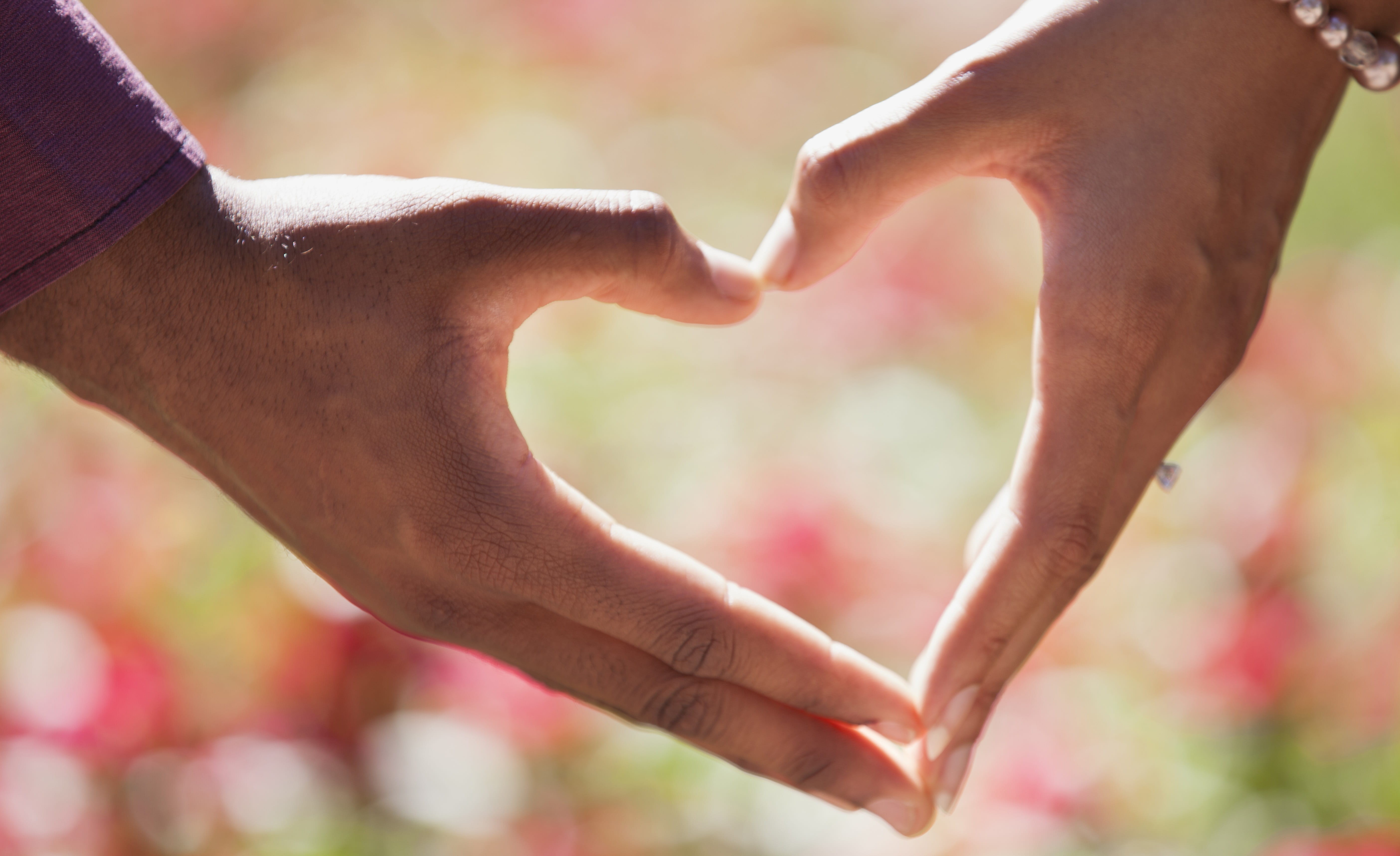 man, hand, happiness, love, focus on foreground, woman, relationship, shape, outdoors, heterosexual couple, close-up, 5K, engagement, hands, daylight, HD Wallpaper