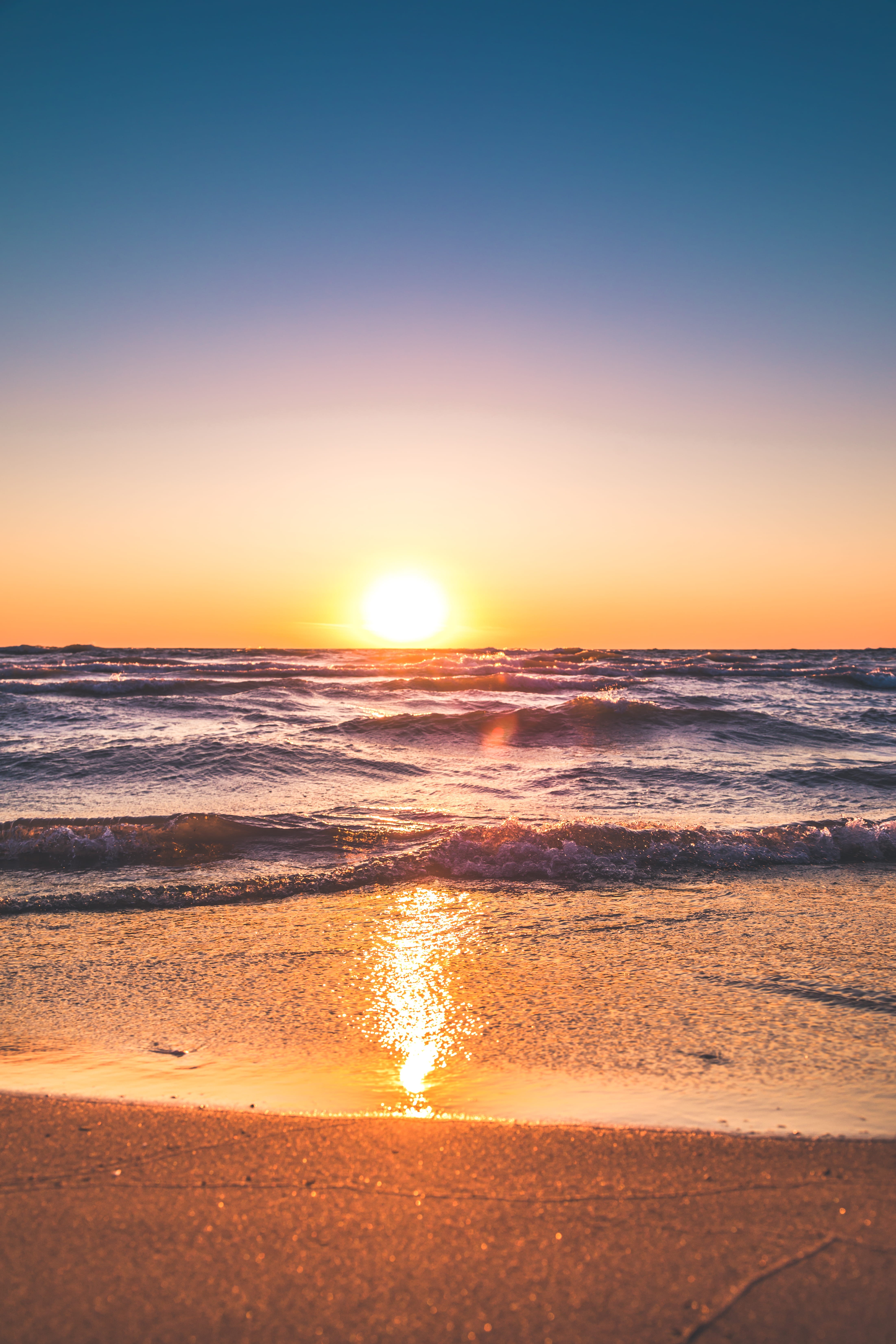 tranquil scene, horizon over water, 5K, seascape, motion, water, scenic, horizon, reflection, sky, dawn, waves, scenics - nature, environment, sunset, Phone HD Wallpaper