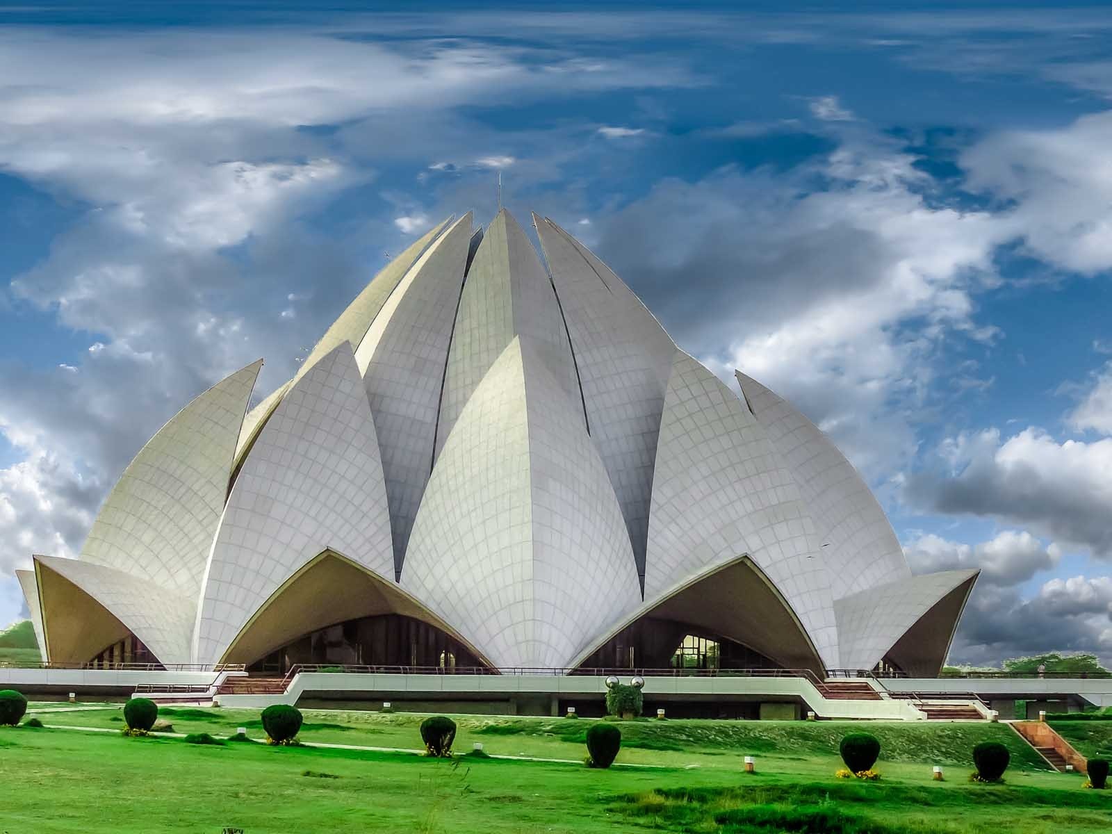 tourism, built structure, baháí house of worship, building, architecture, people, grass, outdoors, adult, nature, travel, lotus temple, modern, temple, HD Wallpaper