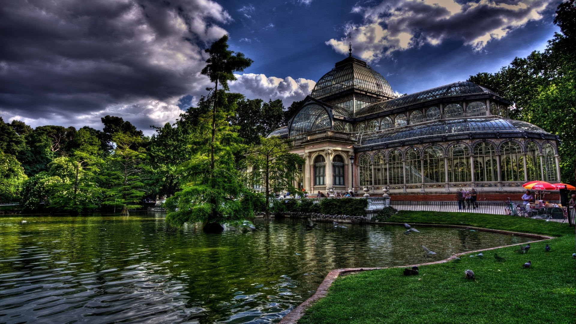 european, palace, 1080P, water, ornate, lake, belief, house, historical, building, medieval, no people, traditional, church, reflection, sky, monument, HD Wallpaper