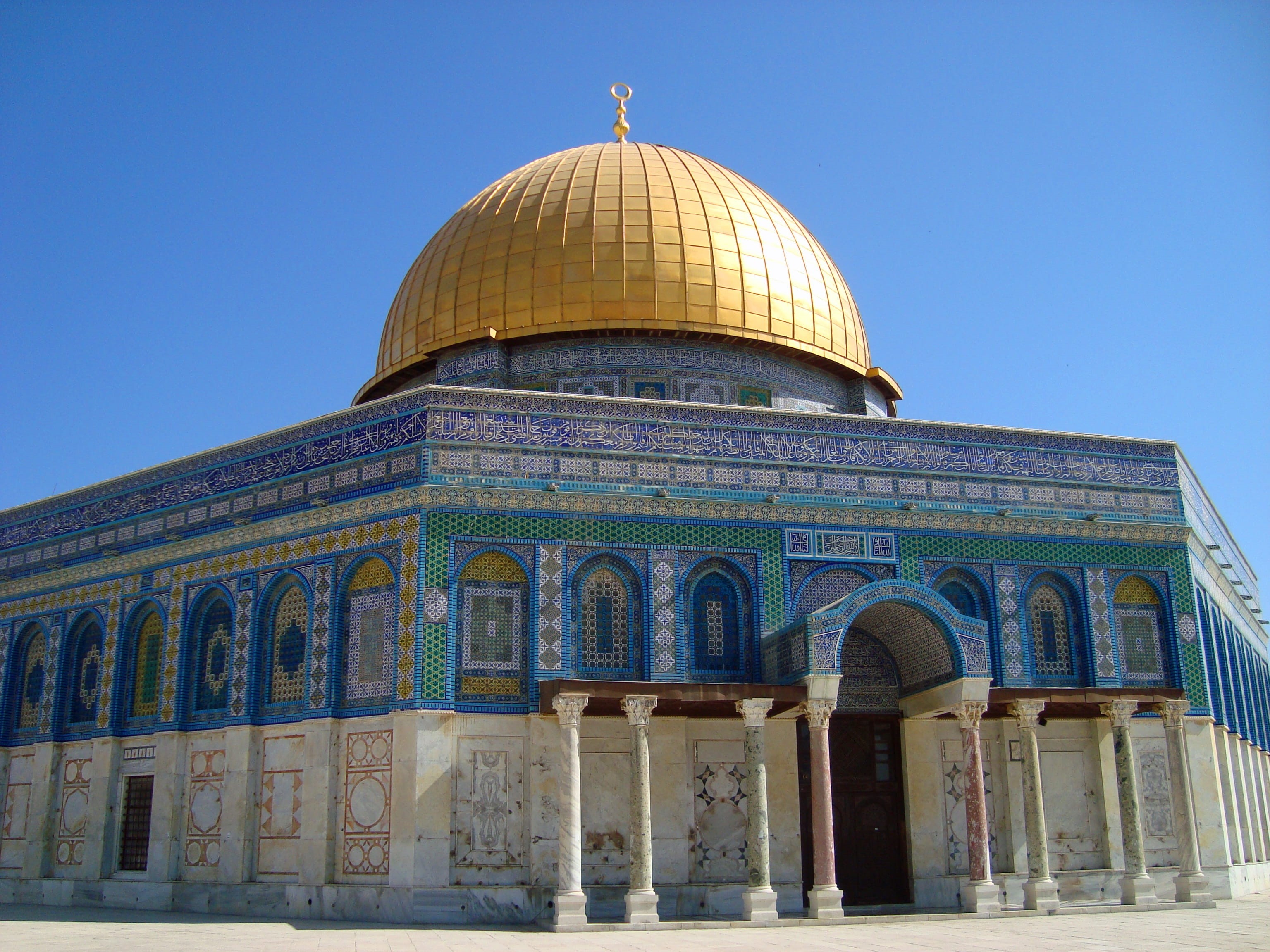 architectural column, temple, middle, landmark, Dome Of The Rock, no people, mount, building, travel, travel destinations, holy, Israel, architecture, city, HD Wallpaper