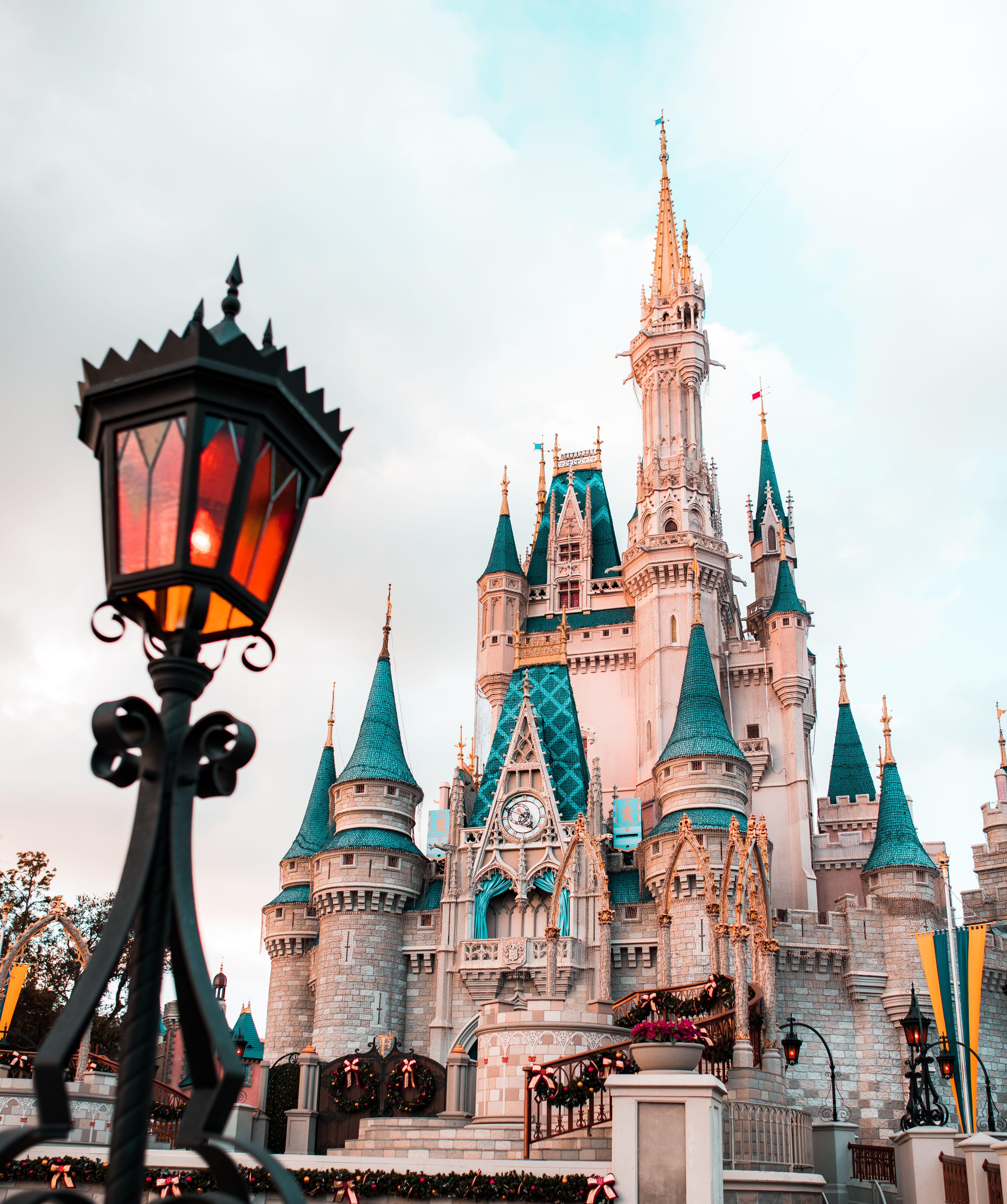 outdoors, place of worship, disney, 5K, building, lake buena vista, cathedral, travel destinations, city, worship, tourism, white, architecture, no people, Phone HD Wallpaper