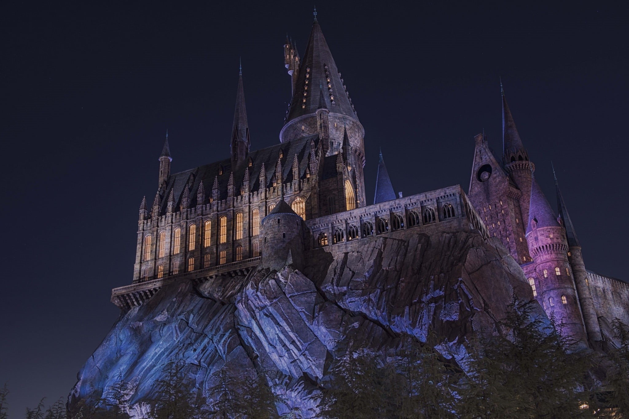 religion, sky, angle, lighted, built structure, architecture, gray, night, cliff, illuminated, trees, travel destinations, Hogwarts, travel, castle, gothic style, HD Wallpaper