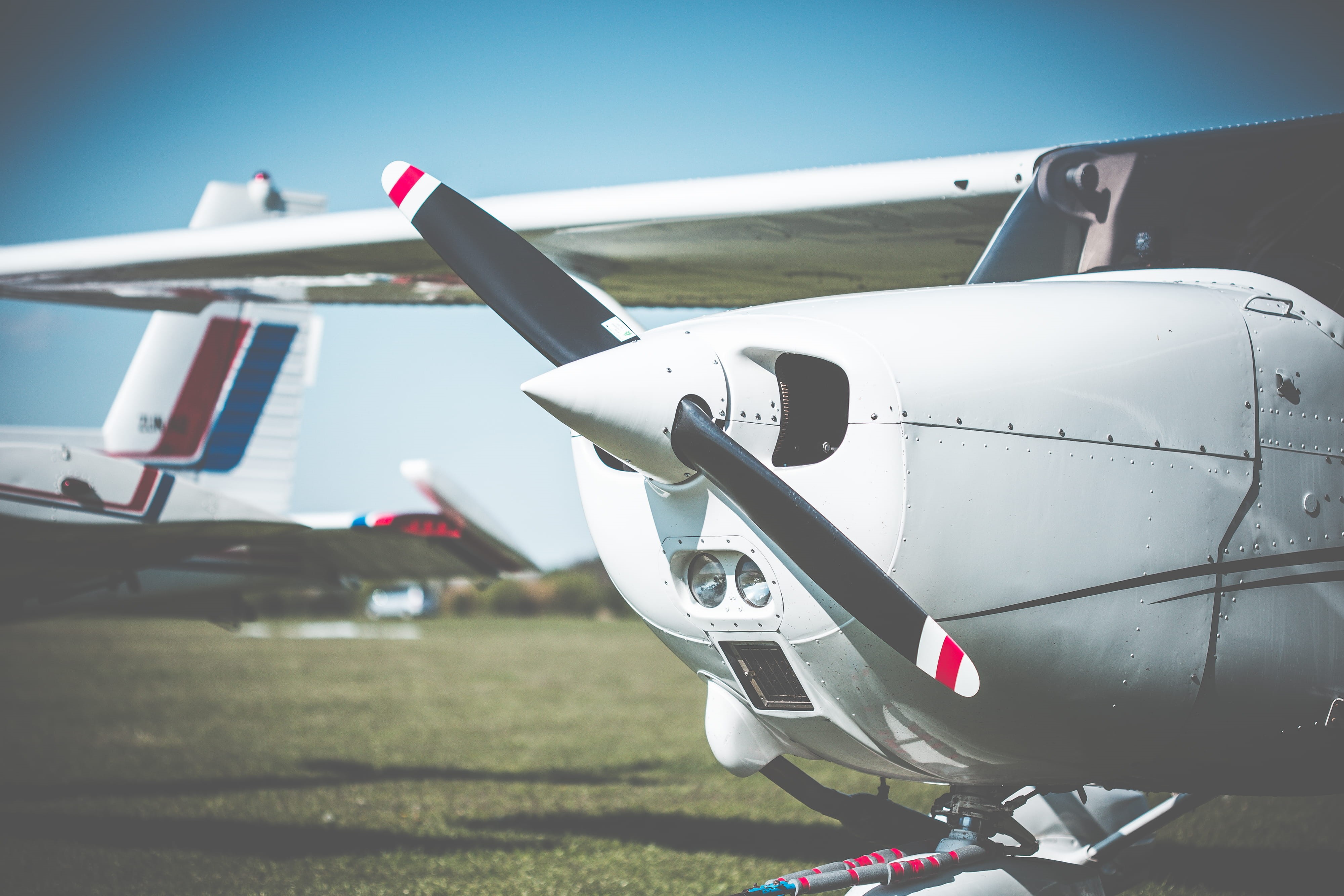 travel, aircraft, technology, flying, nature, sunlight, commercial Airplane, grass, no people, landing - Touching Down, airplanes, planes, transportation, HD Wallpaper