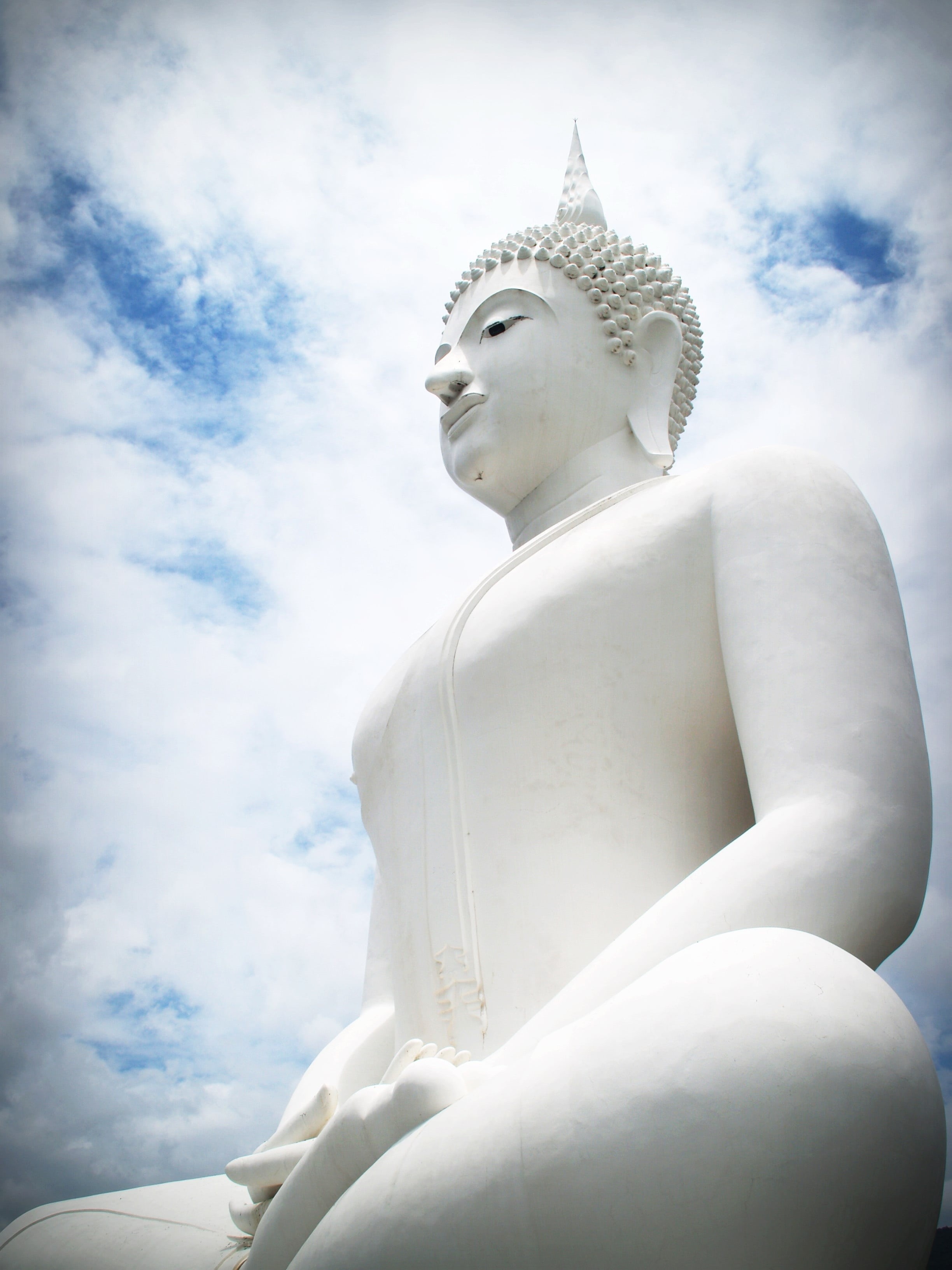 buddha, statue, sitting, human representation, illumination, concept, sky, spiritual, body, thailand, calm, no people, art, orient, temple, asia, buddhism, Phone HD Wallpaper
