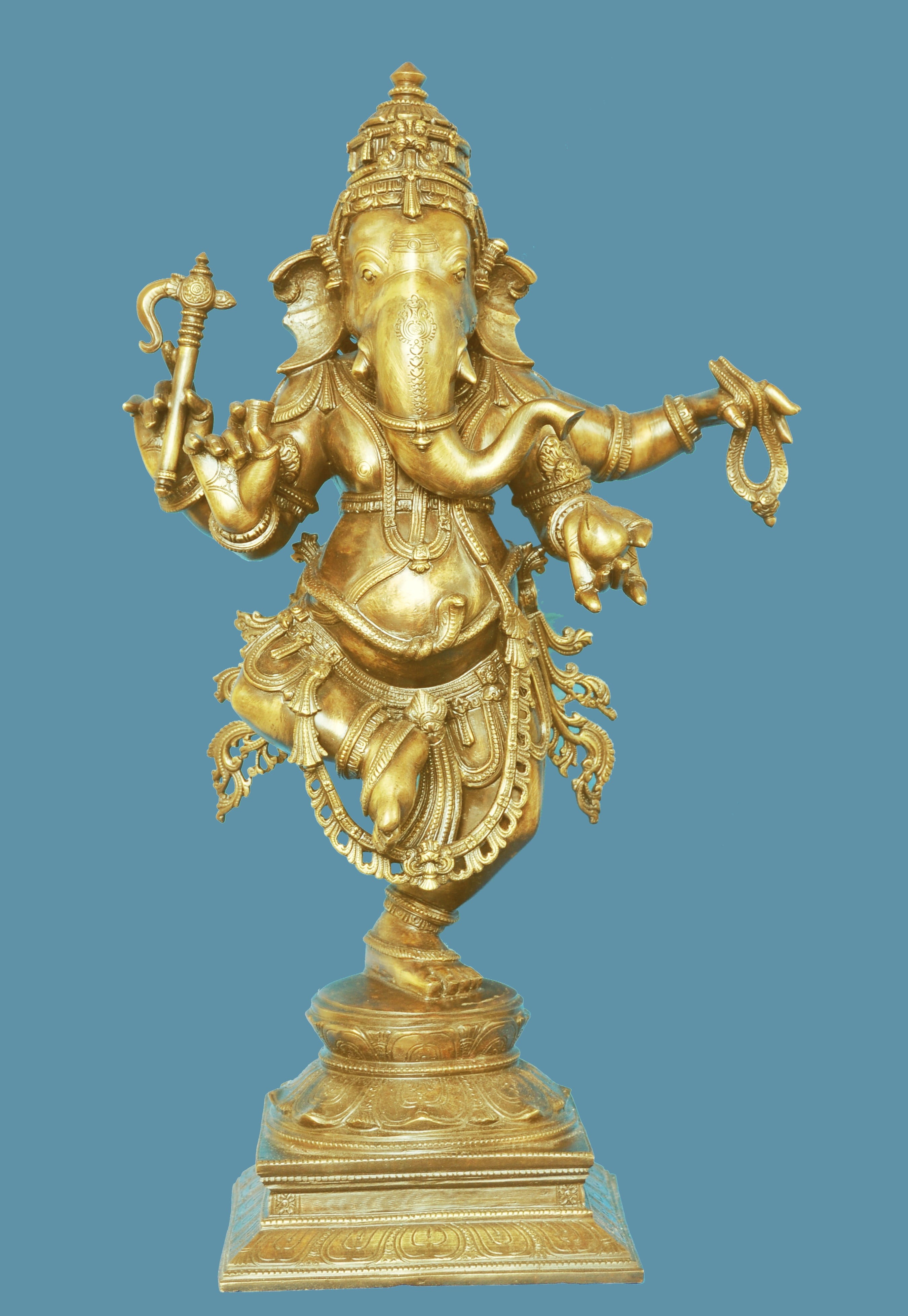 sky, blue, angel, statue, gold, art and craft, nature, figurine, elephant, architecture, god, no people, religion, human representation, representation, Phone HD Wallpaper