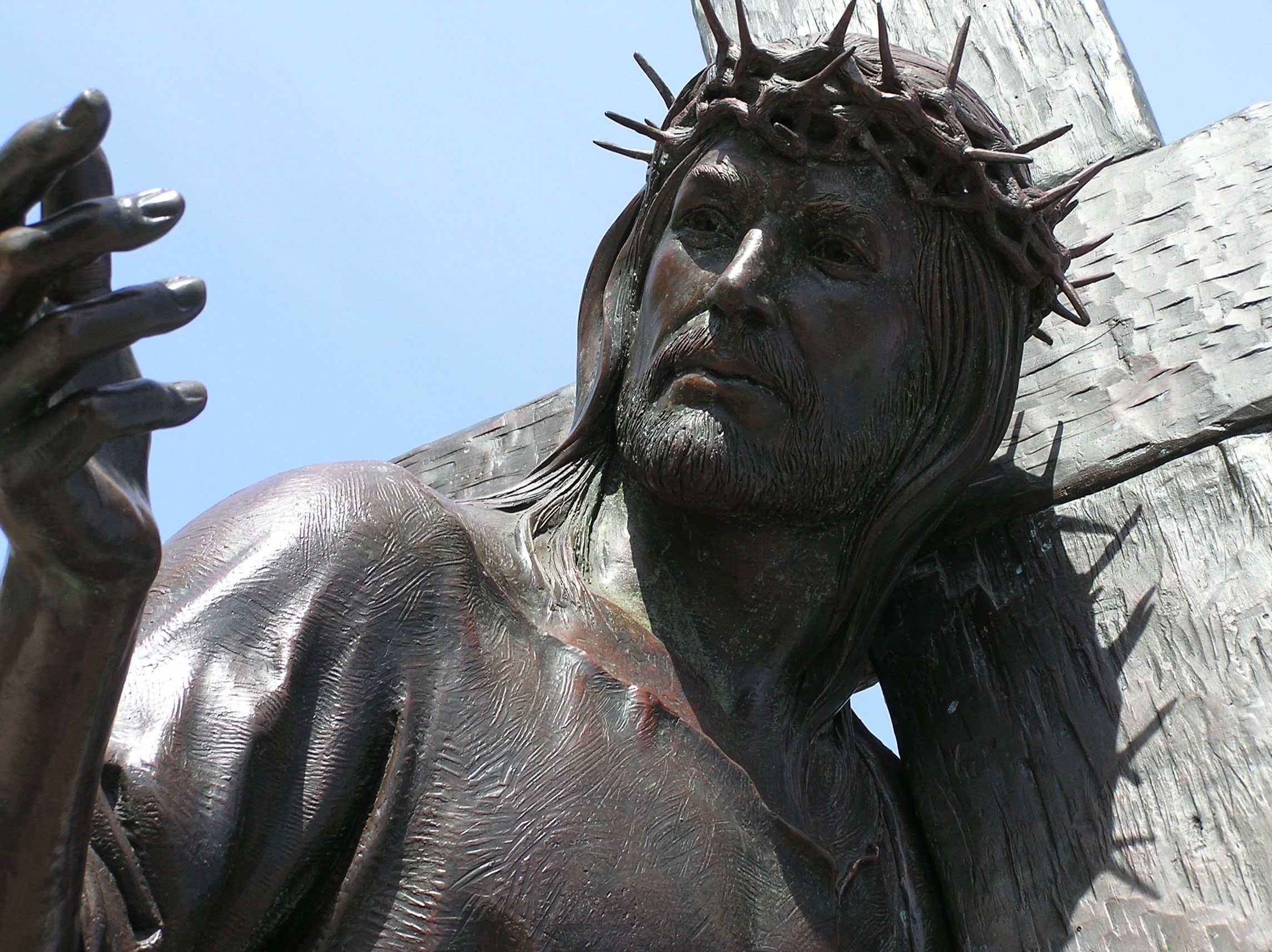 sacrifice, sunlight, front view, sculpture, suffer, easter, revival, 1080P, people, one man only, savior, low angle view, religious, outdoors, lamb of god, HD Wallpaper
