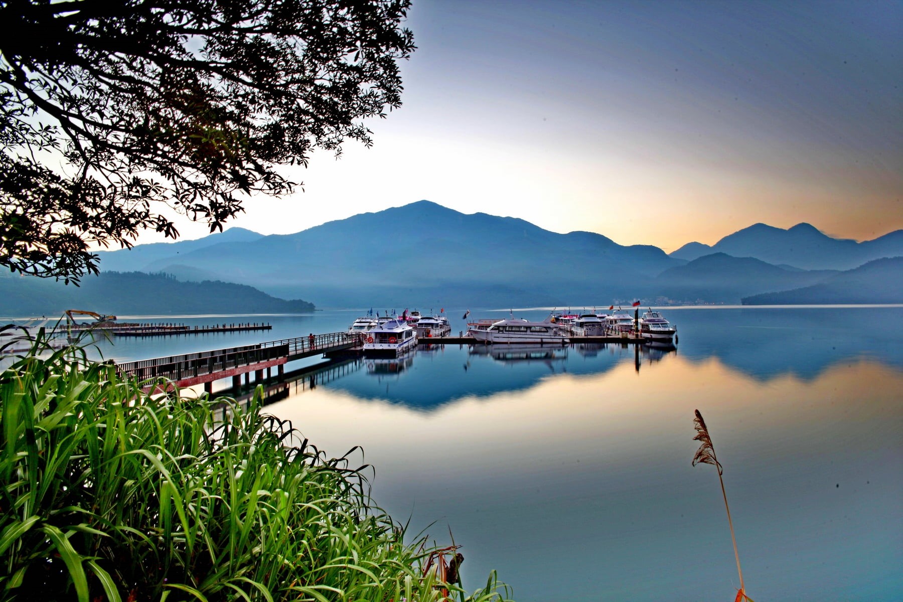 lake, nature, taiwan, landscape, mountains, dock, moon, outdoors, blue, travel, nautical Vessel, water, scenics, sun, 720P, reflection, boats, tranquil Scene, HD Wallpaper