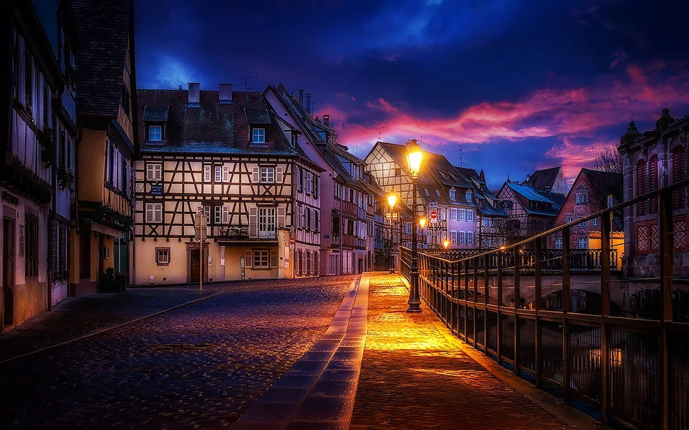 the way forward, brown, alley, lantern, building exterior, evening, house, city, built structure, nature, sky, canal, houses, France, no people, cloud - sky, HD Wallpaper