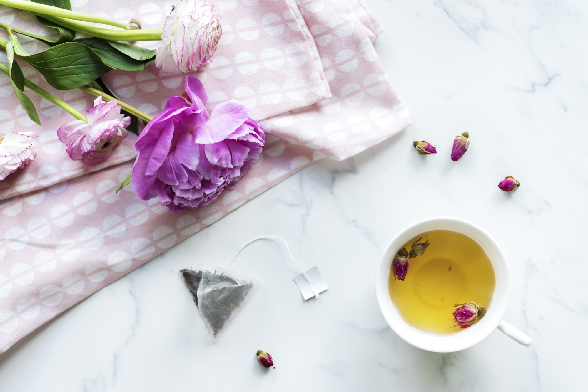 cafe, 1080P, drink, break, feminine, desktop, organic, background, routine, purple, high angle view, texture, menu, pink color, marble, tea, nature, girly, HD Wallpaper
