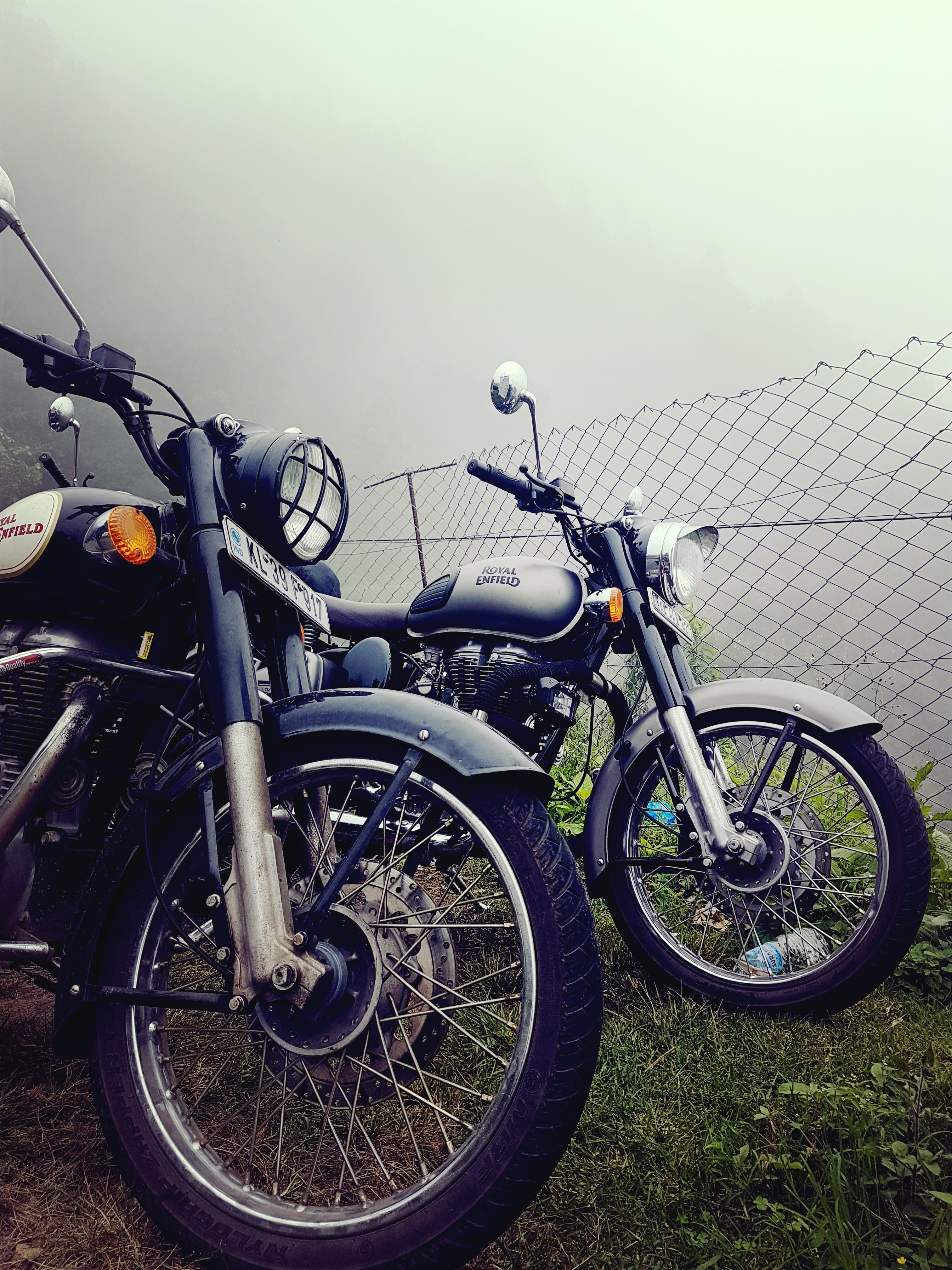 bike, vintage, classic, bullet, field, motorcycle, mist, nature, royal, day, parking, enfield, metal, travel, bicycle, motor, winter, wheel, indian, plant, Phone HD Wallpaper