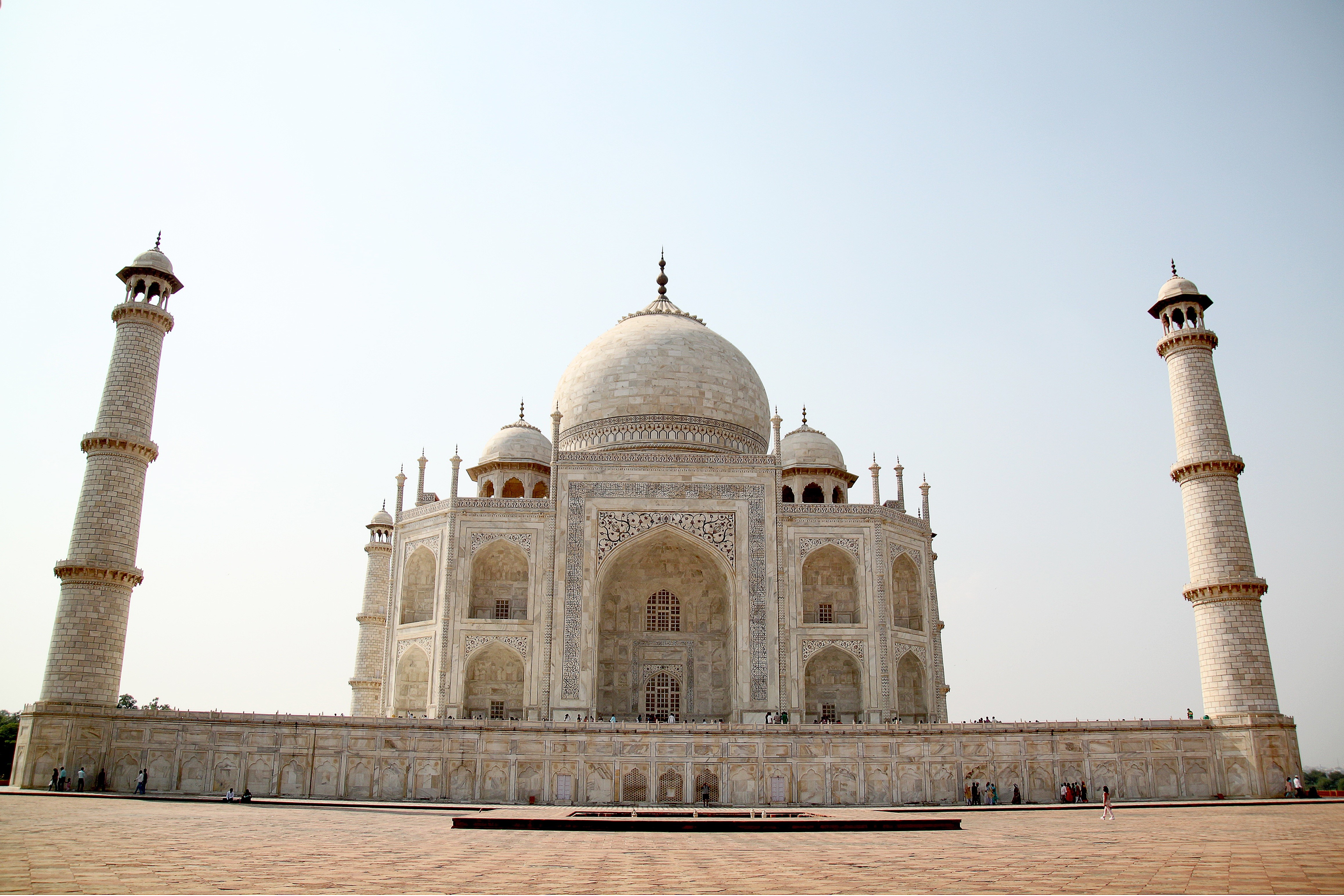 mughal Empire, culture, indian Culture, temple, mahal, low angle view, wonder, minaret, city, built structure, indian, taj, taj Mahal, tomb, palace, structure, HD Wallpaper