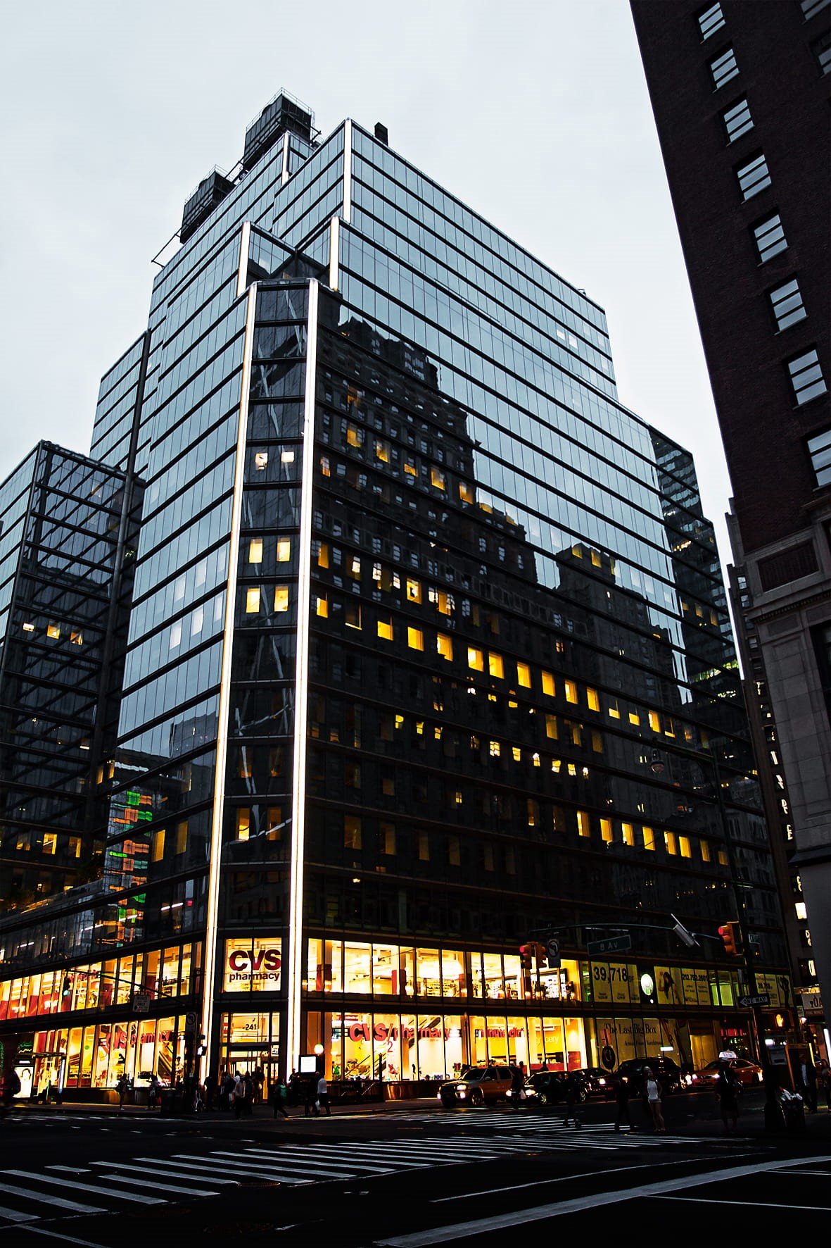steel, road, windows, built structure, people, skyscraper, pedestrian crossing, building exterior, futuristic, zebra crossing, architecture, glass windows, Phone HD Wallpaper