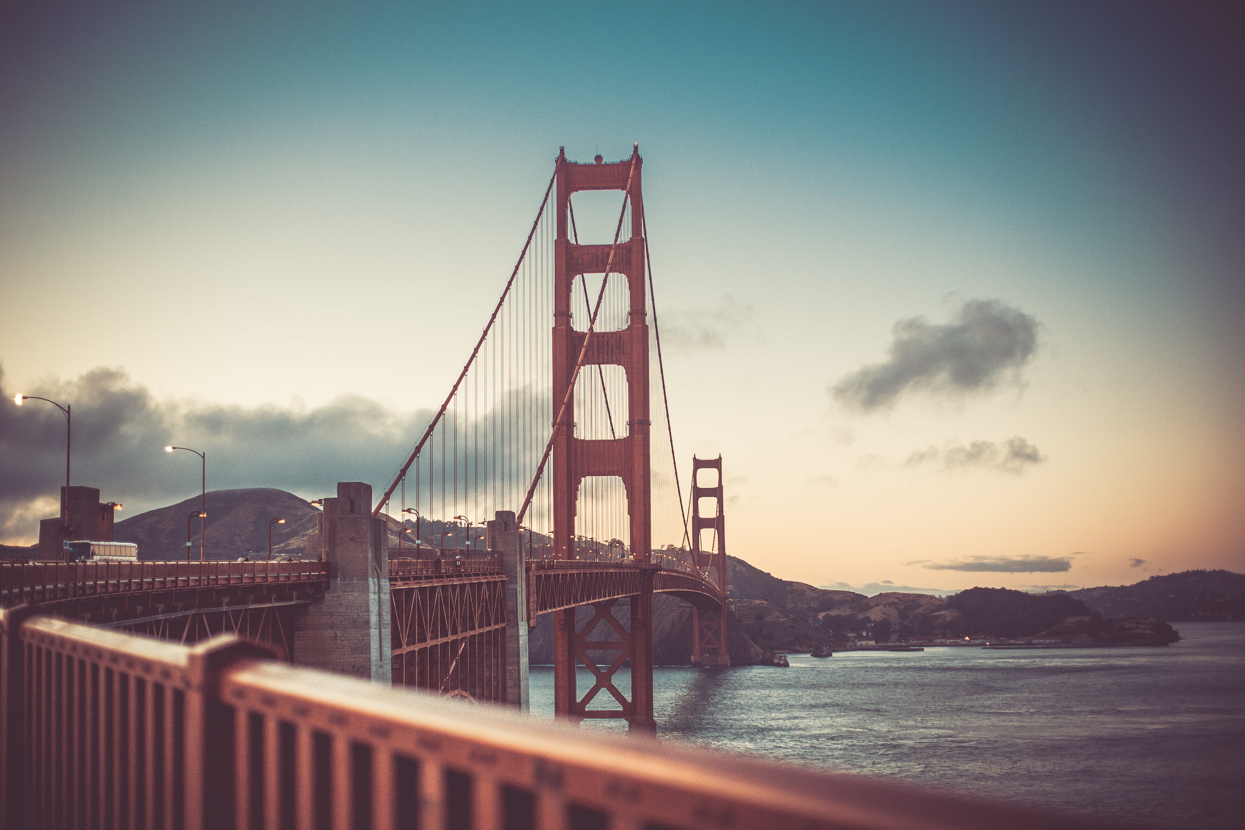 tourism, traveling, sf, ggb, nature, Colors, francisco, icon, Vintage, highway, bridge - Man Made Structure, gate, architecture, san Francisco County, coast, HD Wallpaper
