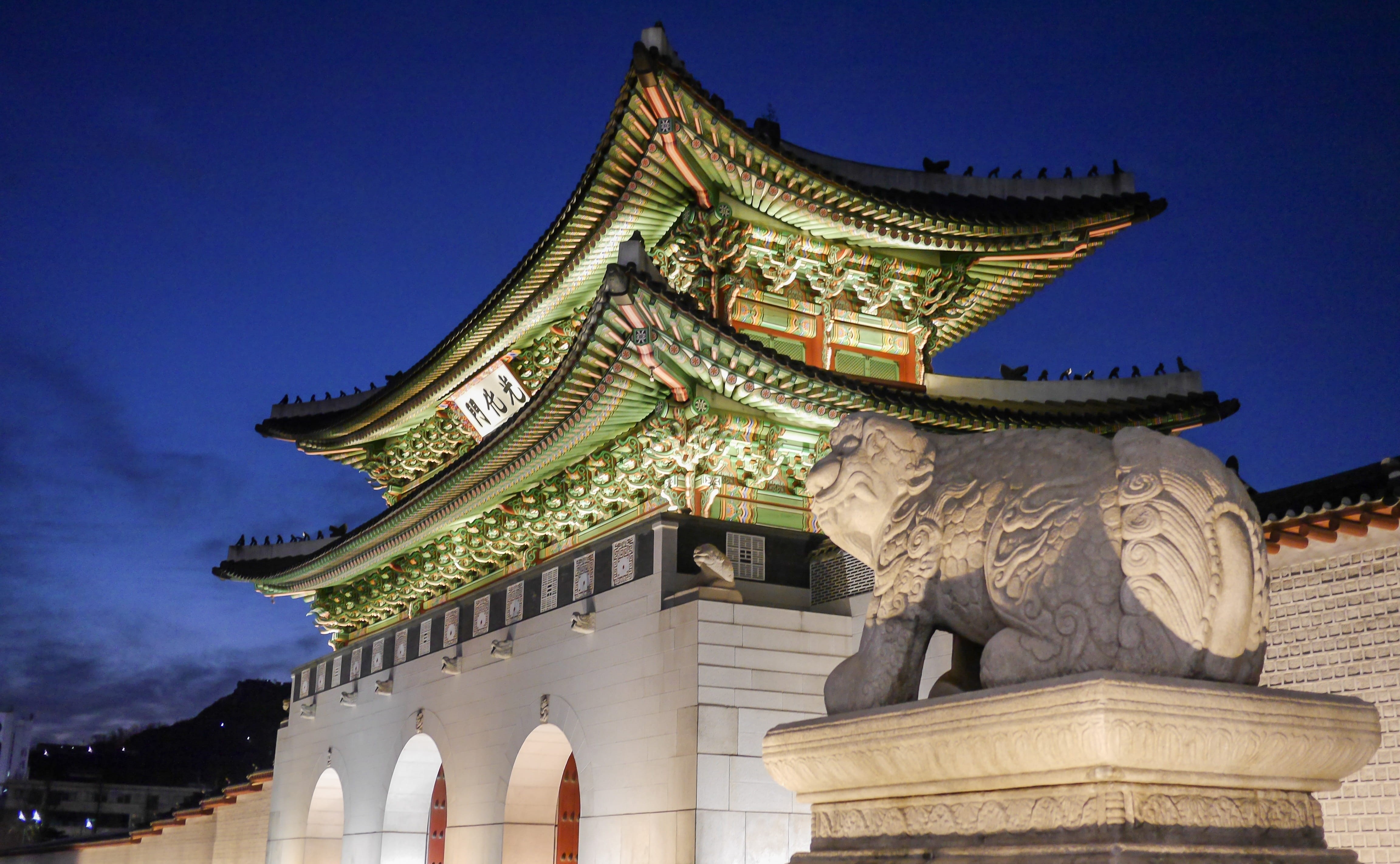 night, built structure, place of worship, Seoul, belief, skyline, the past, Korea, south, low angle view, green, location, haitai, gwanghwamun, statue, HD Wallpaper