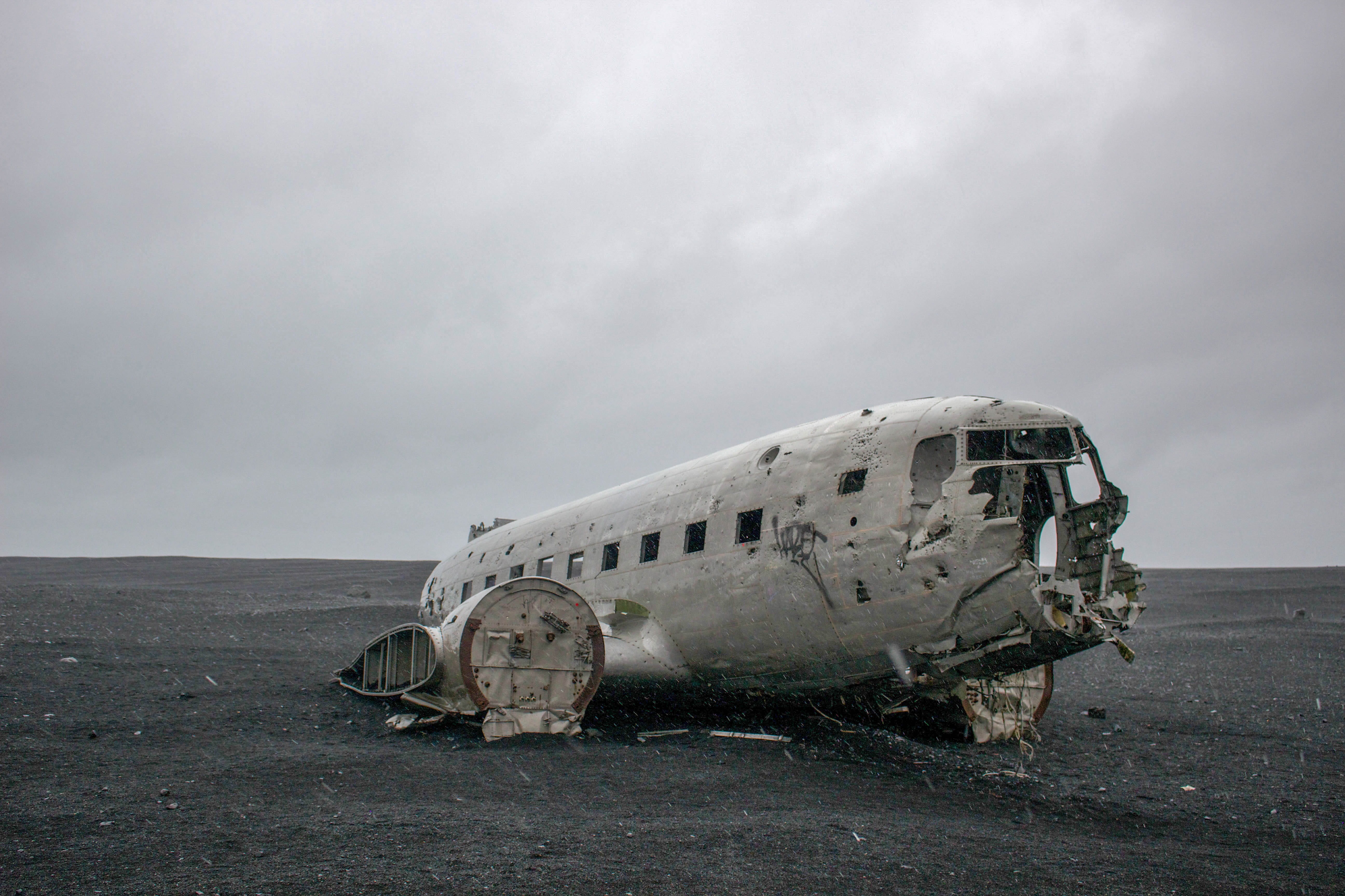 mode of transportation, crash, navy, ruin, air vehicle, no people, deterioration, plane, plane wreck, demolished, grayscale, wrecked, destruction, history, HD Wallpaper