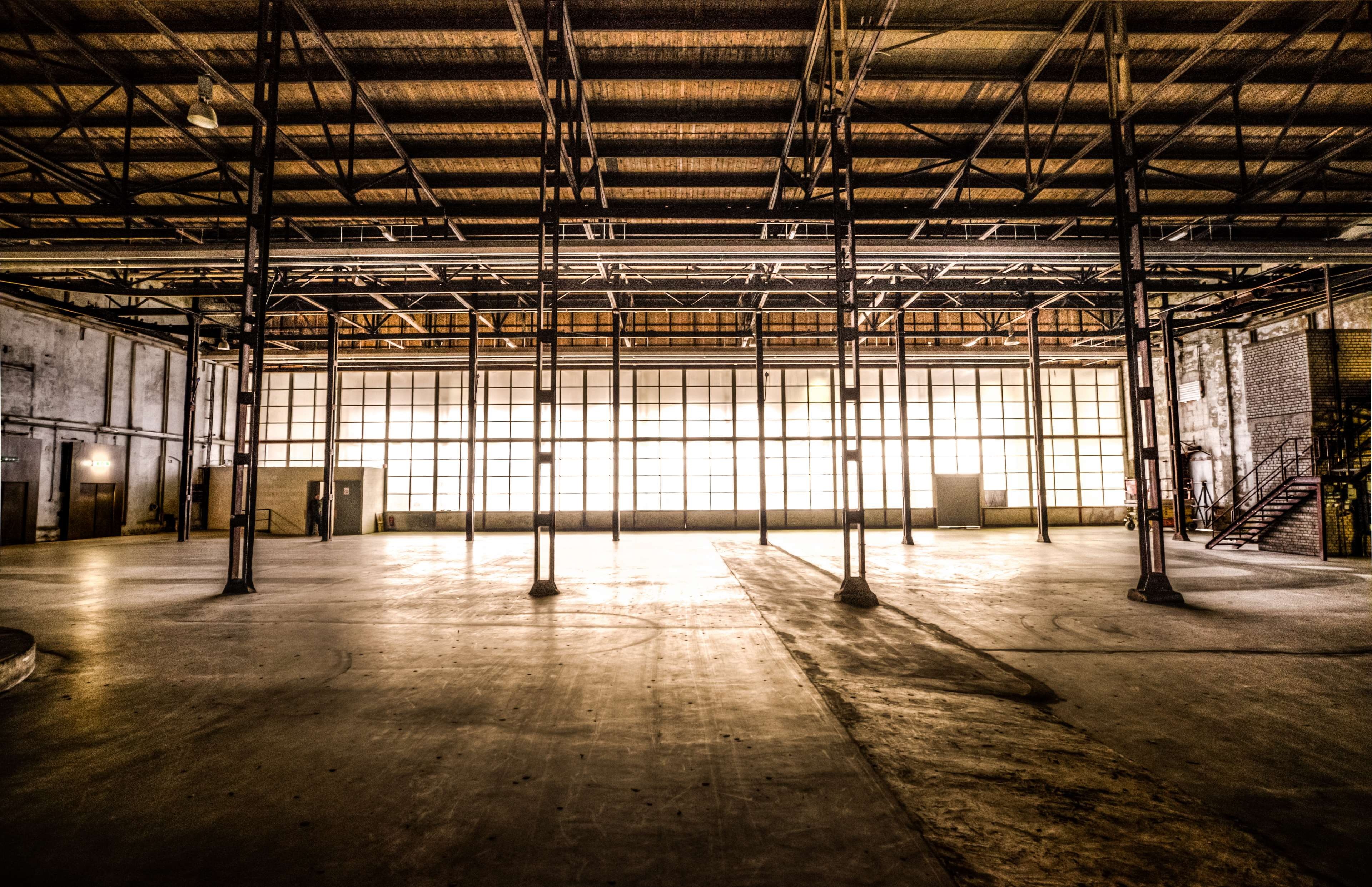 flooring, 4K, architecture, hall, ceiling, construction industry, light, freight transportation, no people, metal, window, day, indoors, building, warehouse, HD Wallpaper
