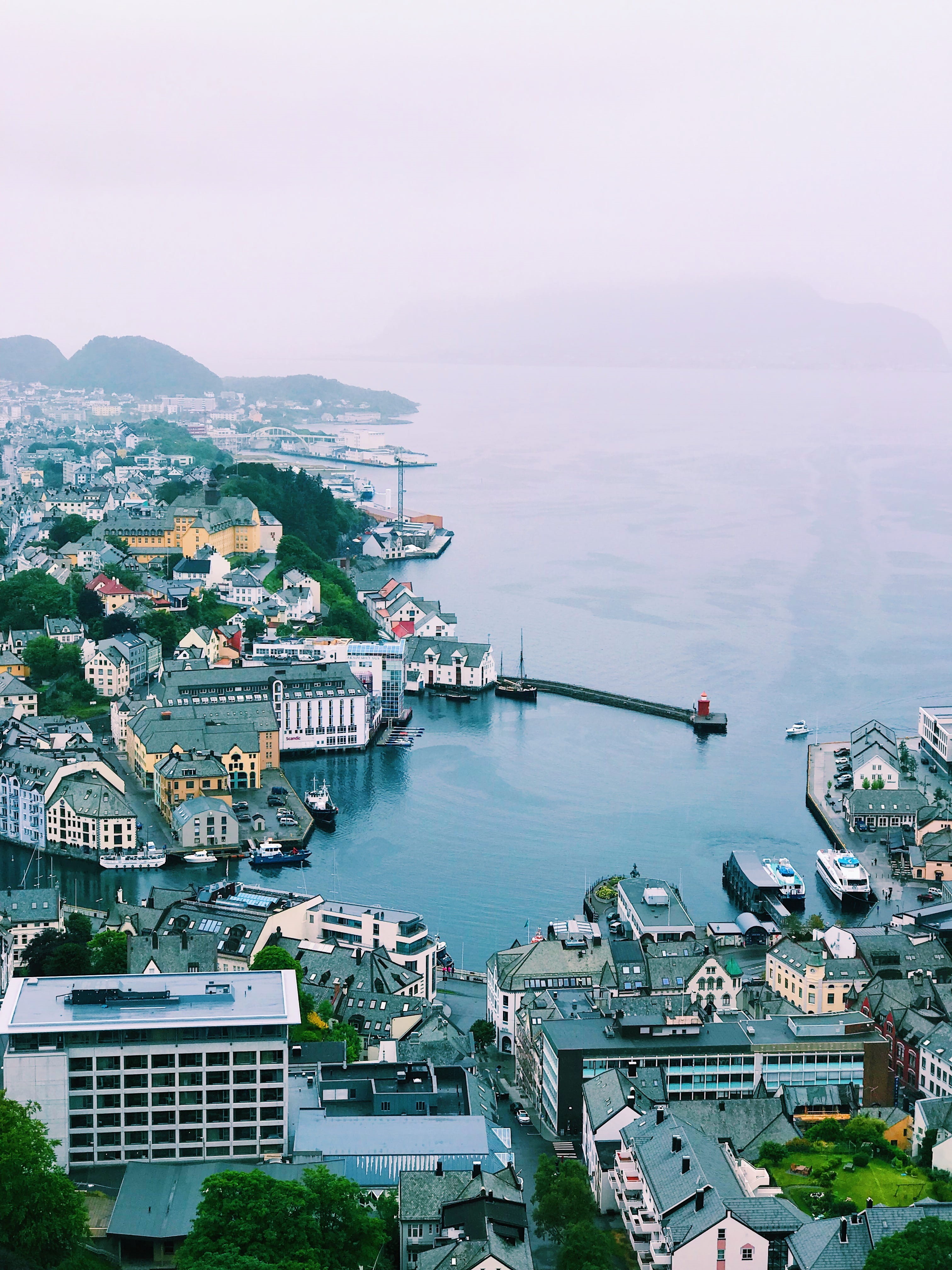 building, daylight, city, sight, sea, cruise ship, high angle view, nautical vessel, houses, no people, body, outdoors, mountains, sky, clouds, travel destinations, Phone HD Wallpaper